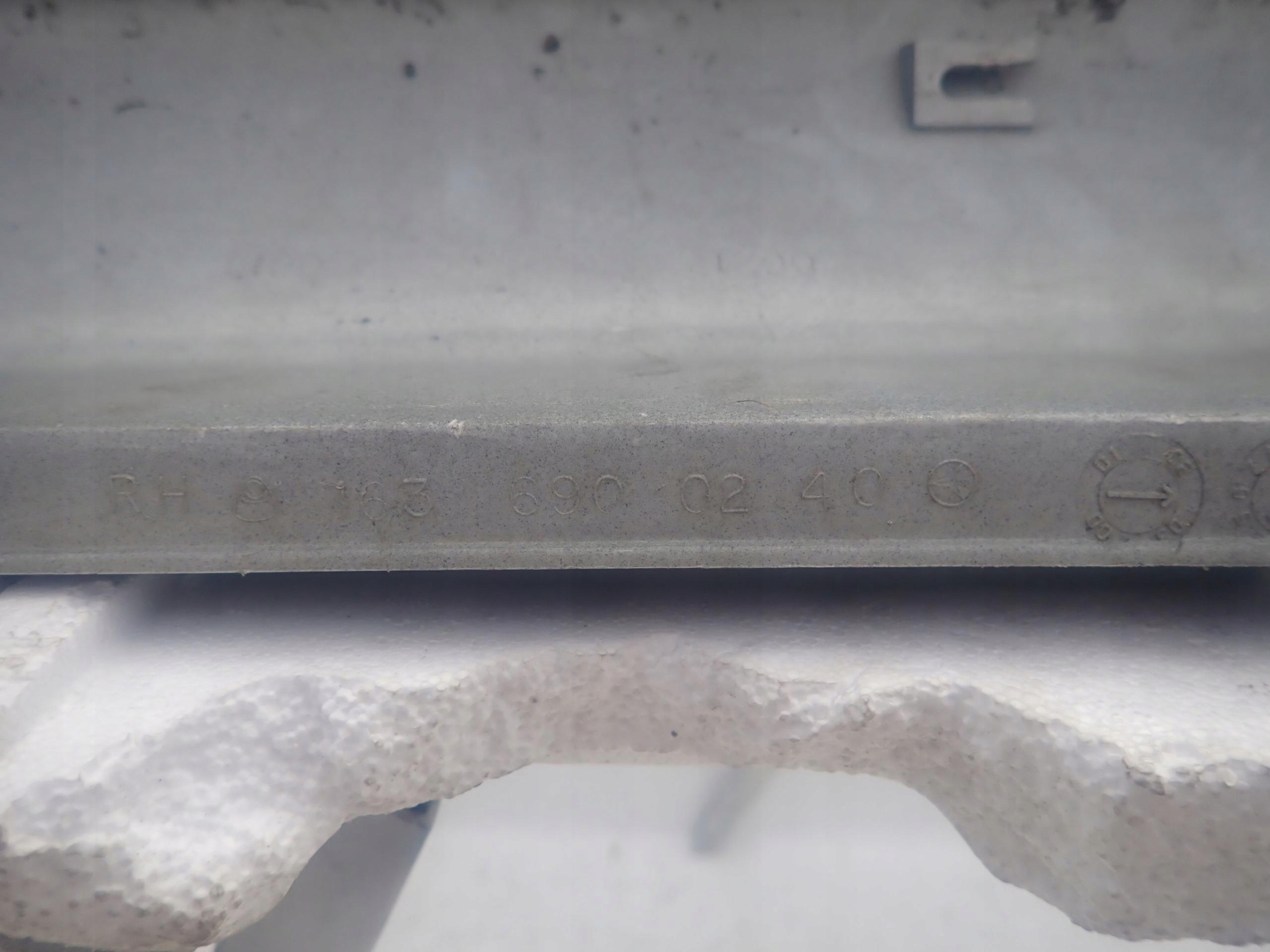 MERCEDES ML W163 threshold right moulding threshold right