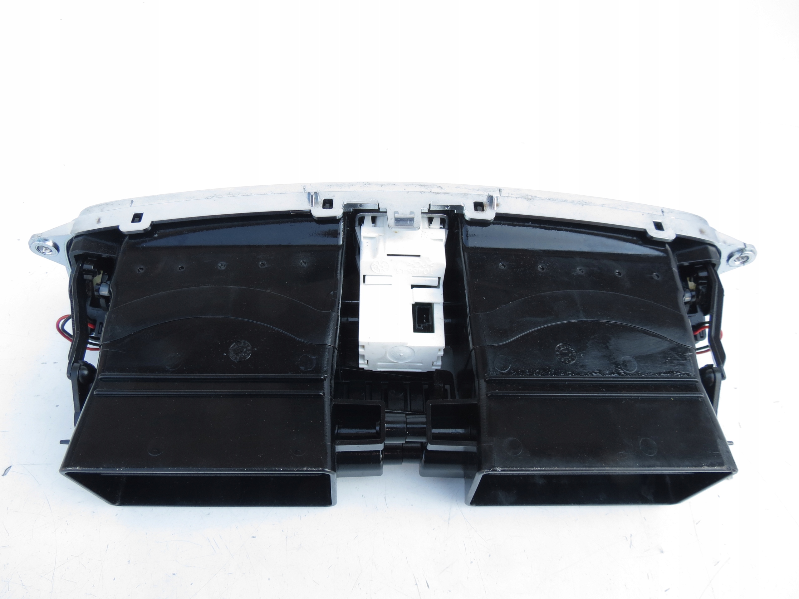 grid air conditioning devices central A2188300754 MERCEDES CLS W218