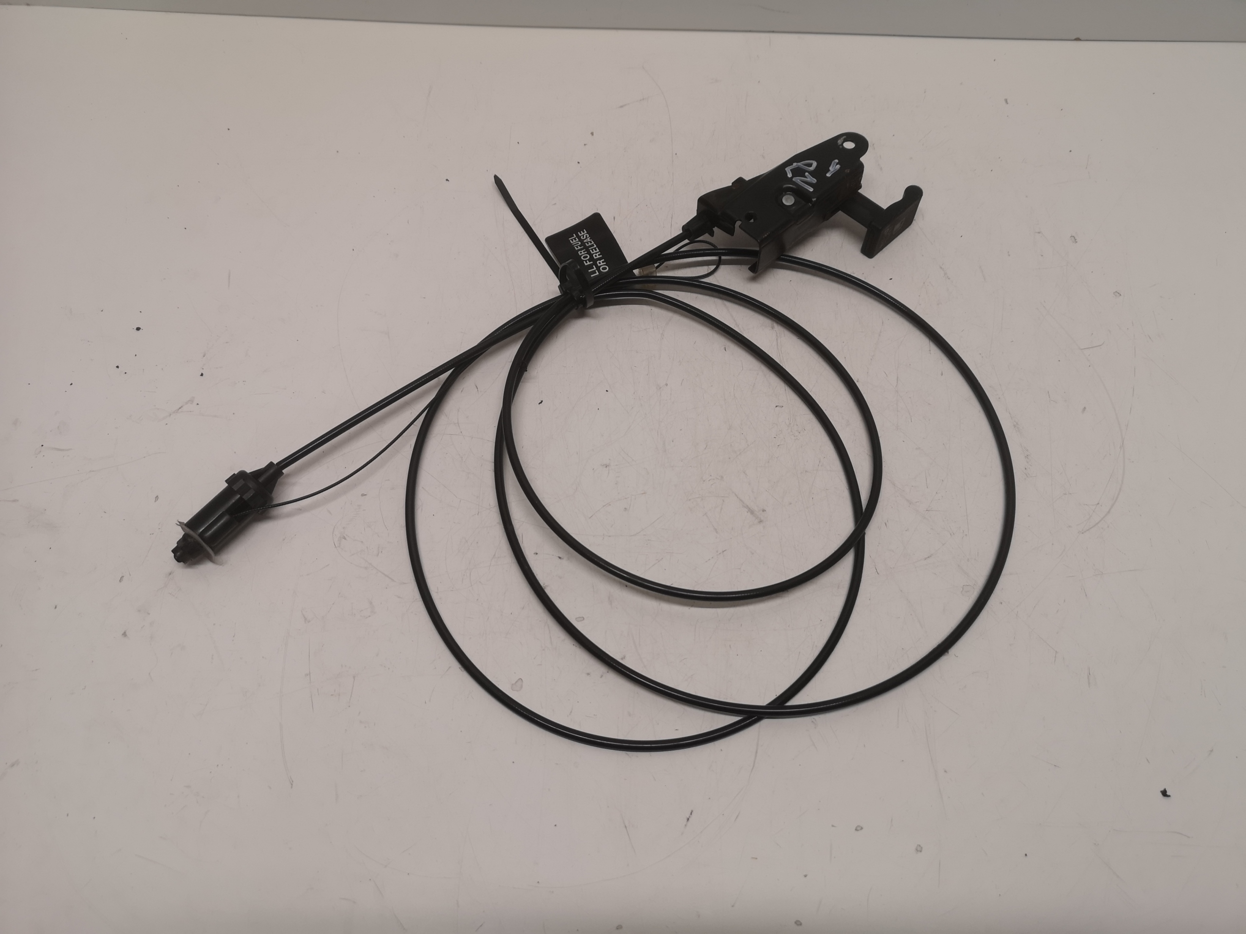 92- - JEEP GRAND CHEROKEE ZJ 92-FILLER FLAP CABLE