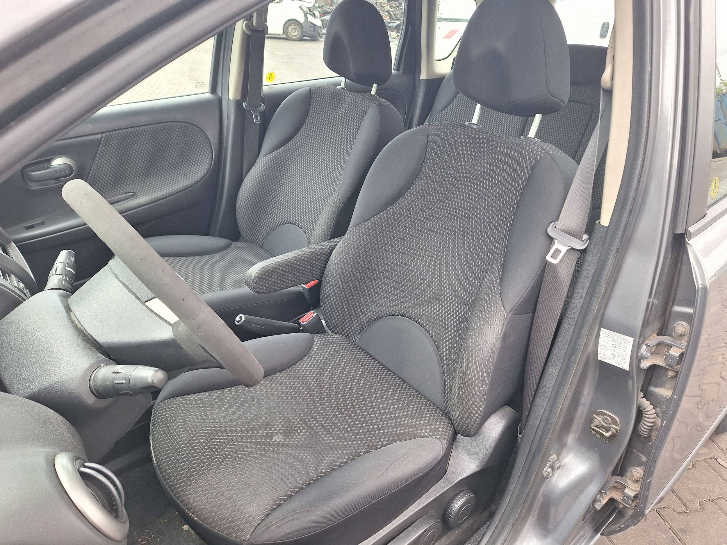 Nissan Note und E11 sitze heck sitz 2006-2013 FAAE11