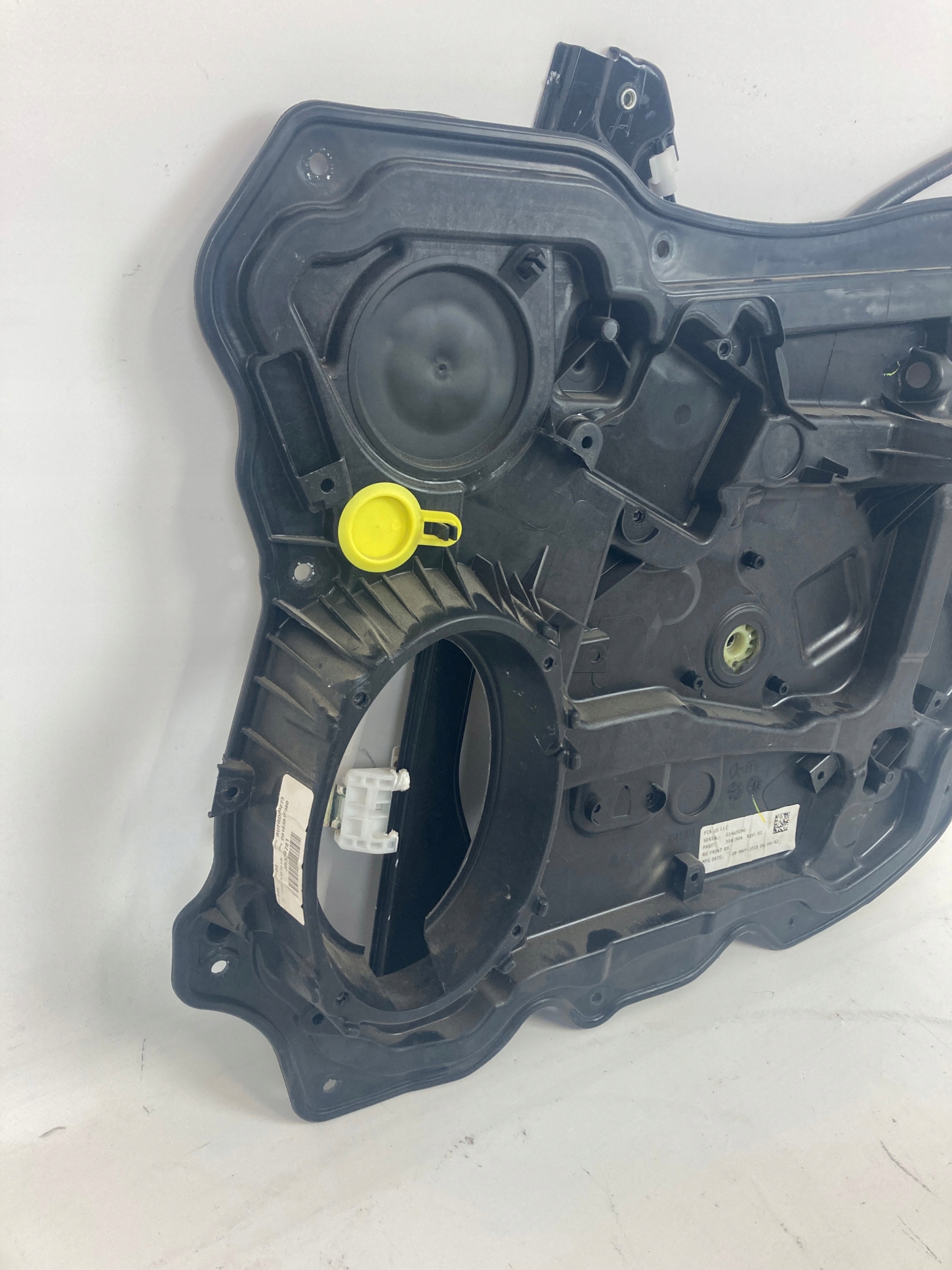 Chrysler Pacifica 2018-25 panel door window regulator right front