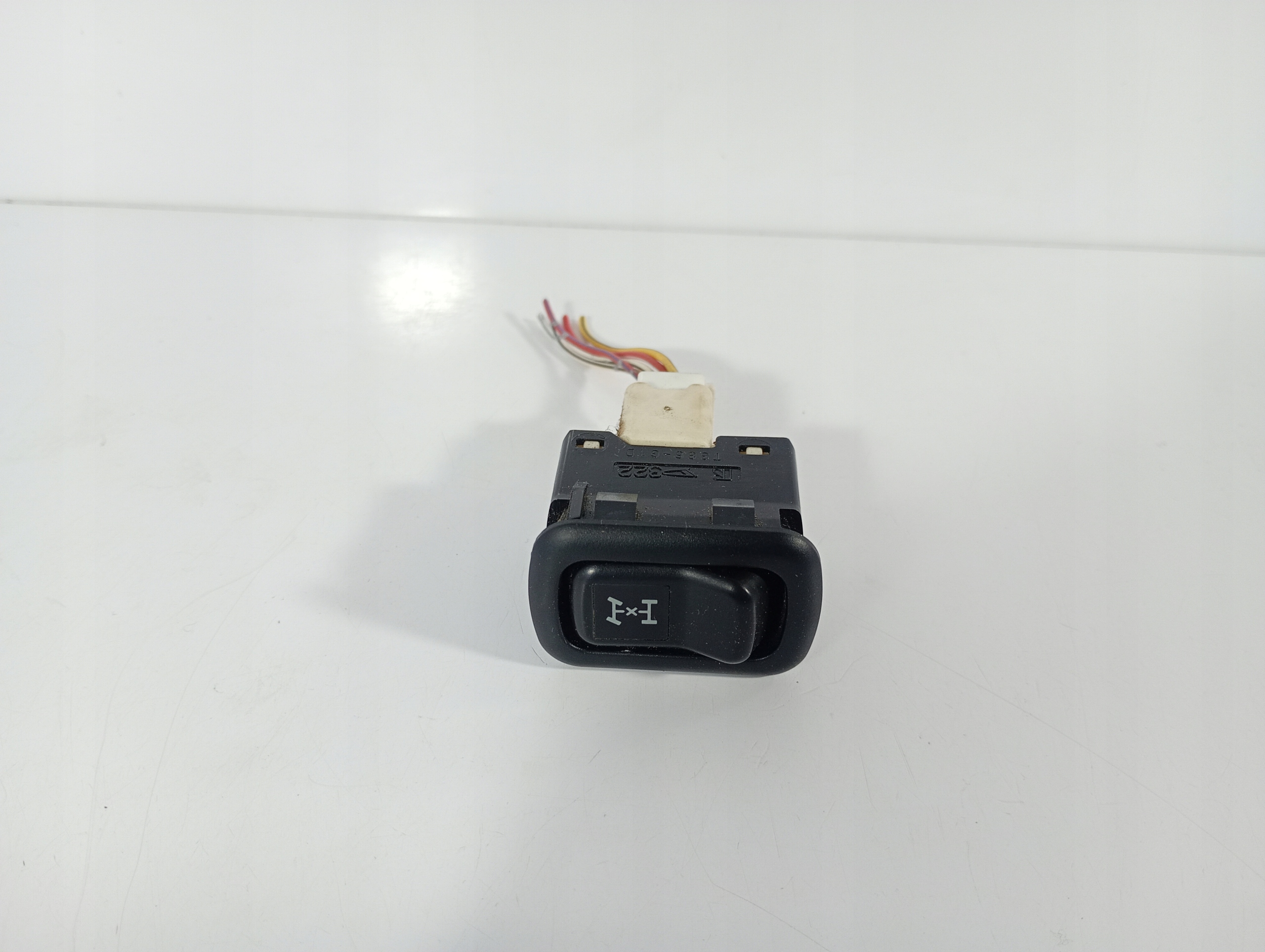 DAIHATSU TERIOS 97-05 PANEL Controllo REGULACJA CAMBIO OE T38661D