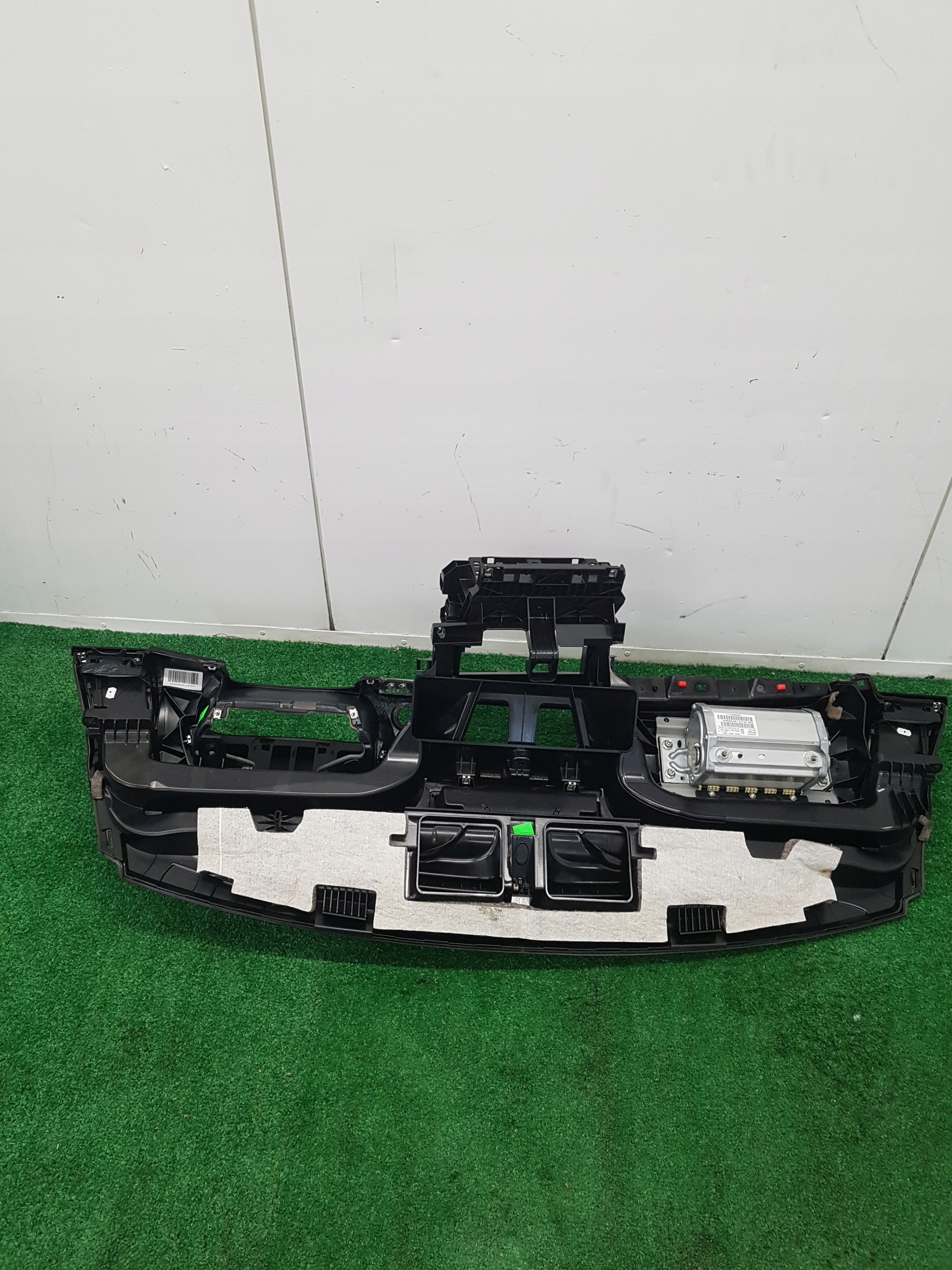 dashboard instrument panel BMW E88 9187576 34081149D