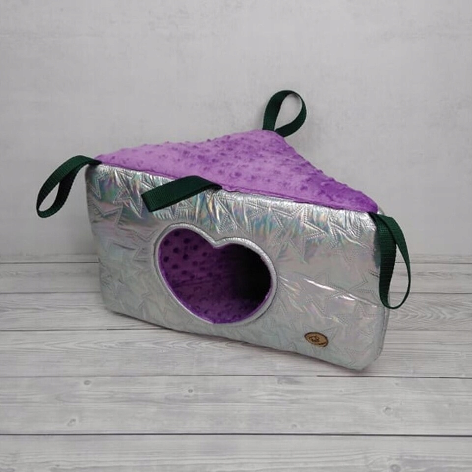 Levně Rohový prošívaný domeček pro hlodavce, úkryt pro fretky a činčily