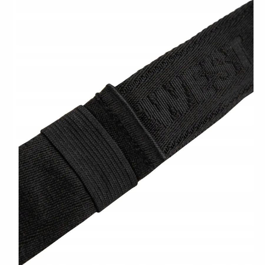 TORBA PIT BULL SASZETKA NERKA LISTONOSZKA PITBULL Cechy dodatkowe na ramię