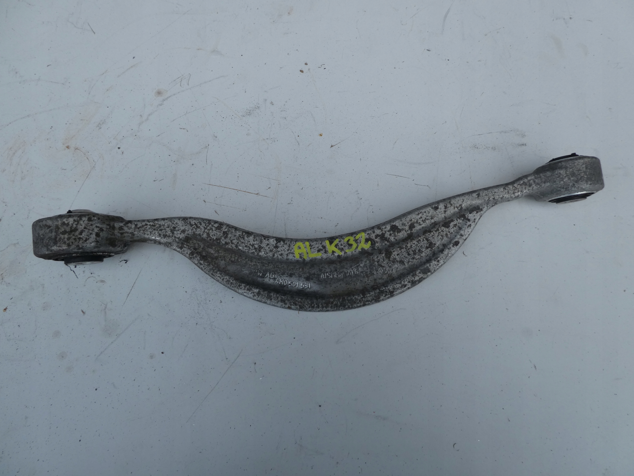 Querlenker links heck AUDI Q7 4M0501531