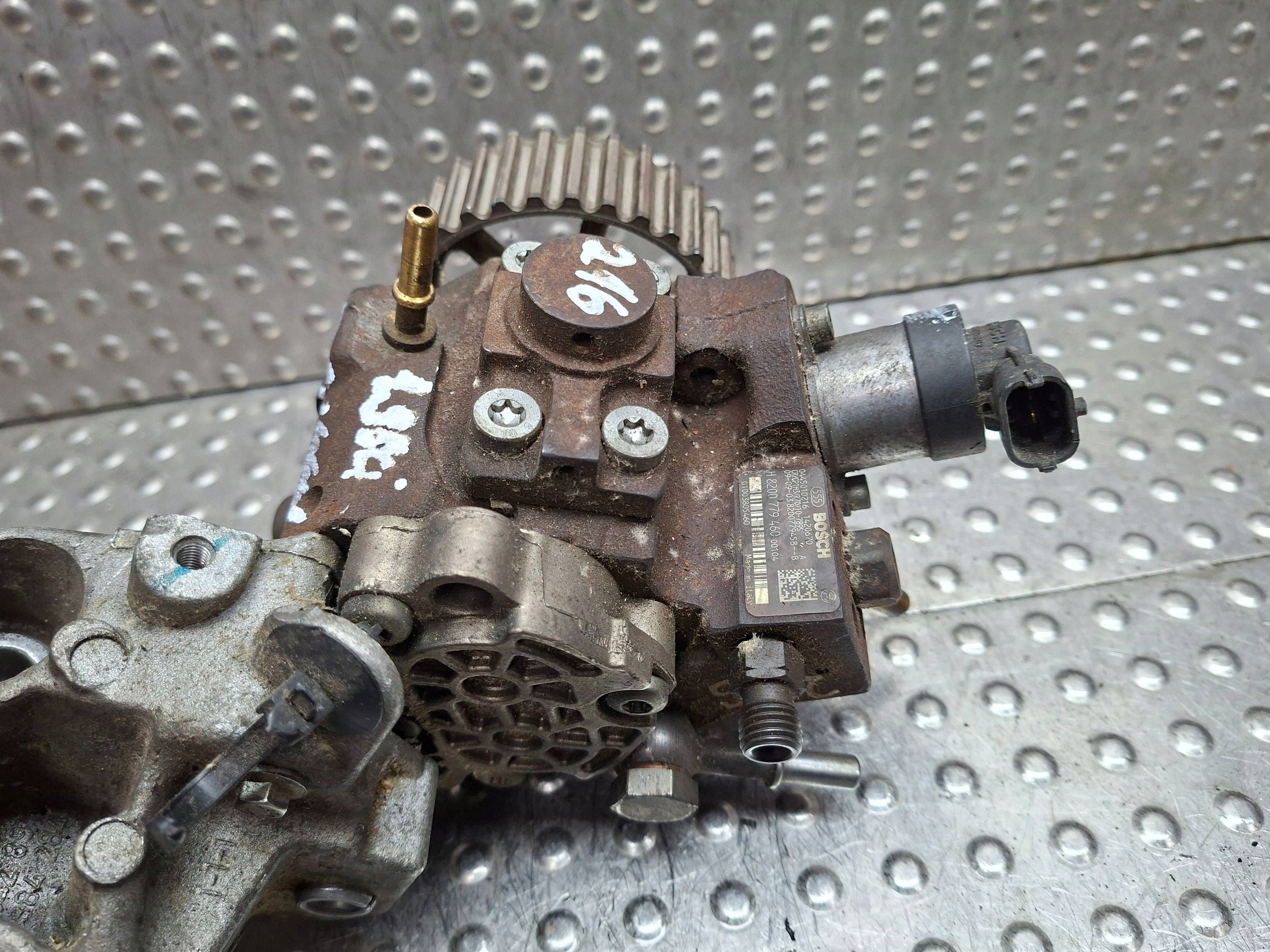 Einspritzpumpe BOSCH 0445010216 RENAULT MEGANE III 1.9 DCI 2009