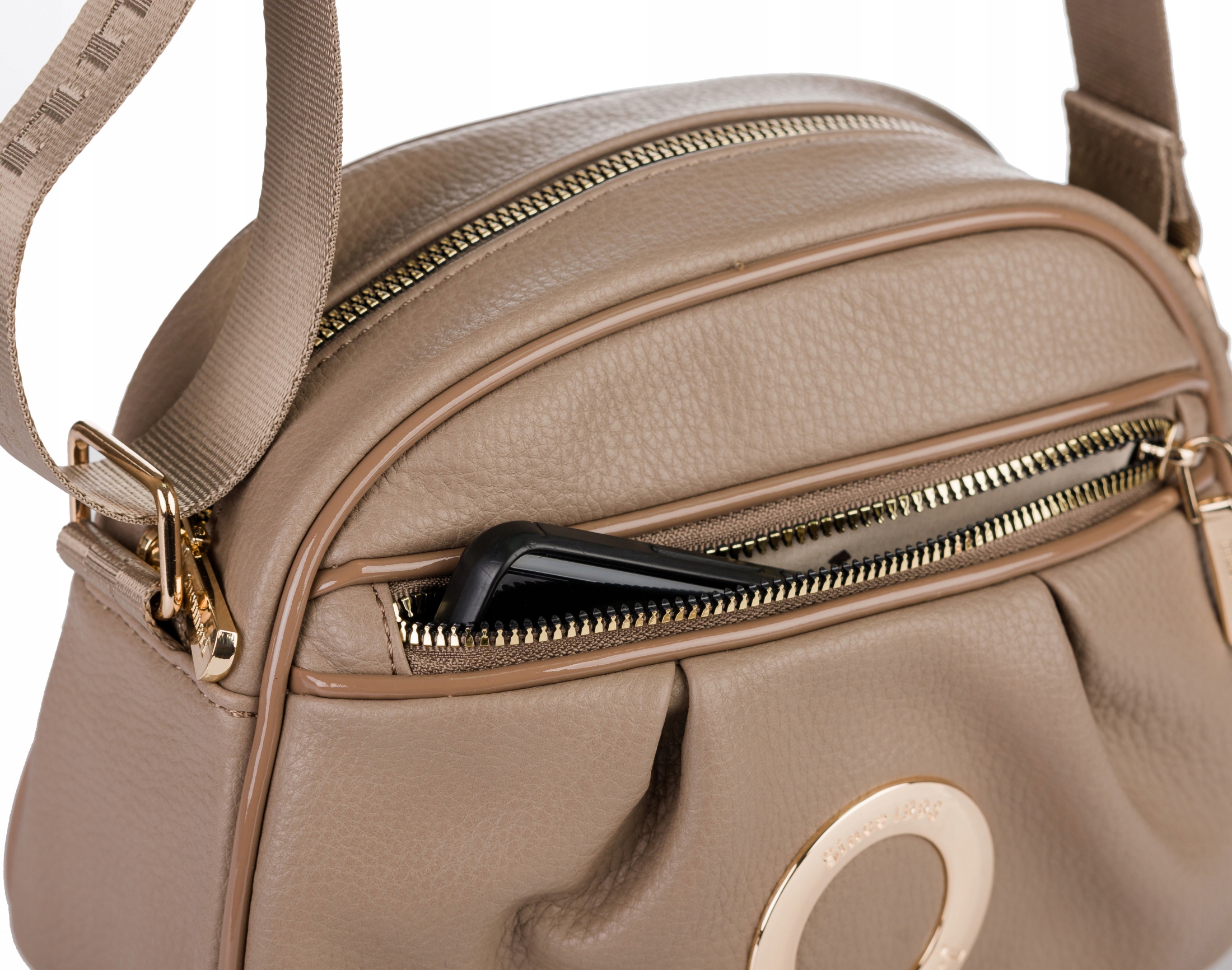 TOREBKA KUFEREK LISTONOSZKA MONNARI PREMIUM Beżowa z kieszonką Kolor okuć złoty