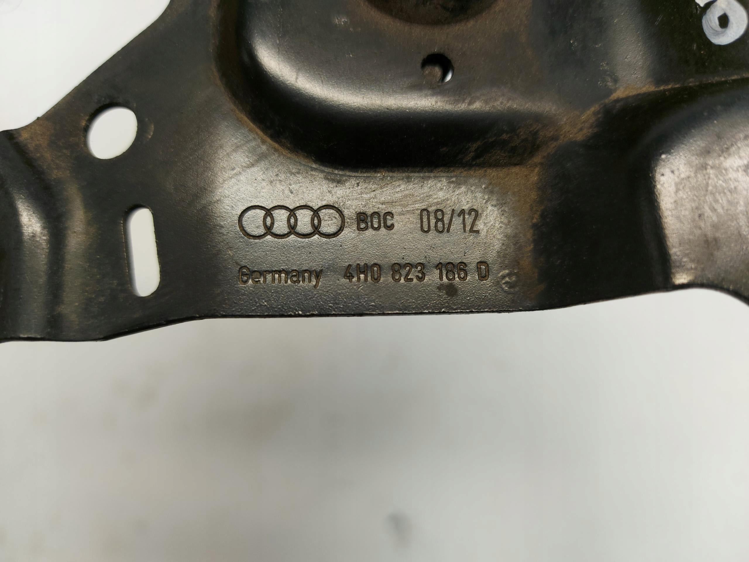 Audi A8 D4 4H 2012 rygiel hook bonnets left or right 4m0823186d