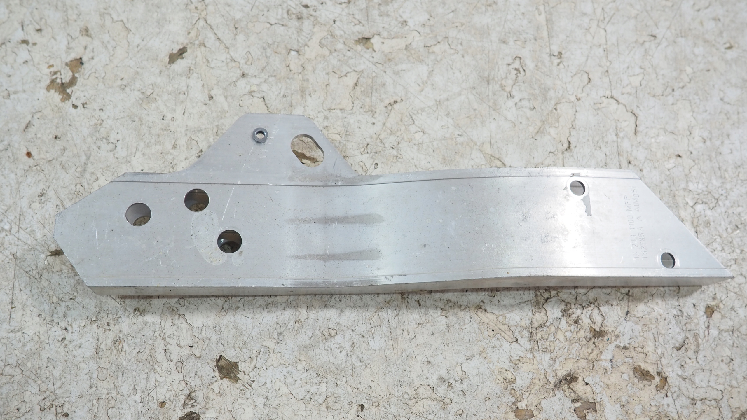 Mercedes GLC W253 X253 console wall support right front A2536210500
