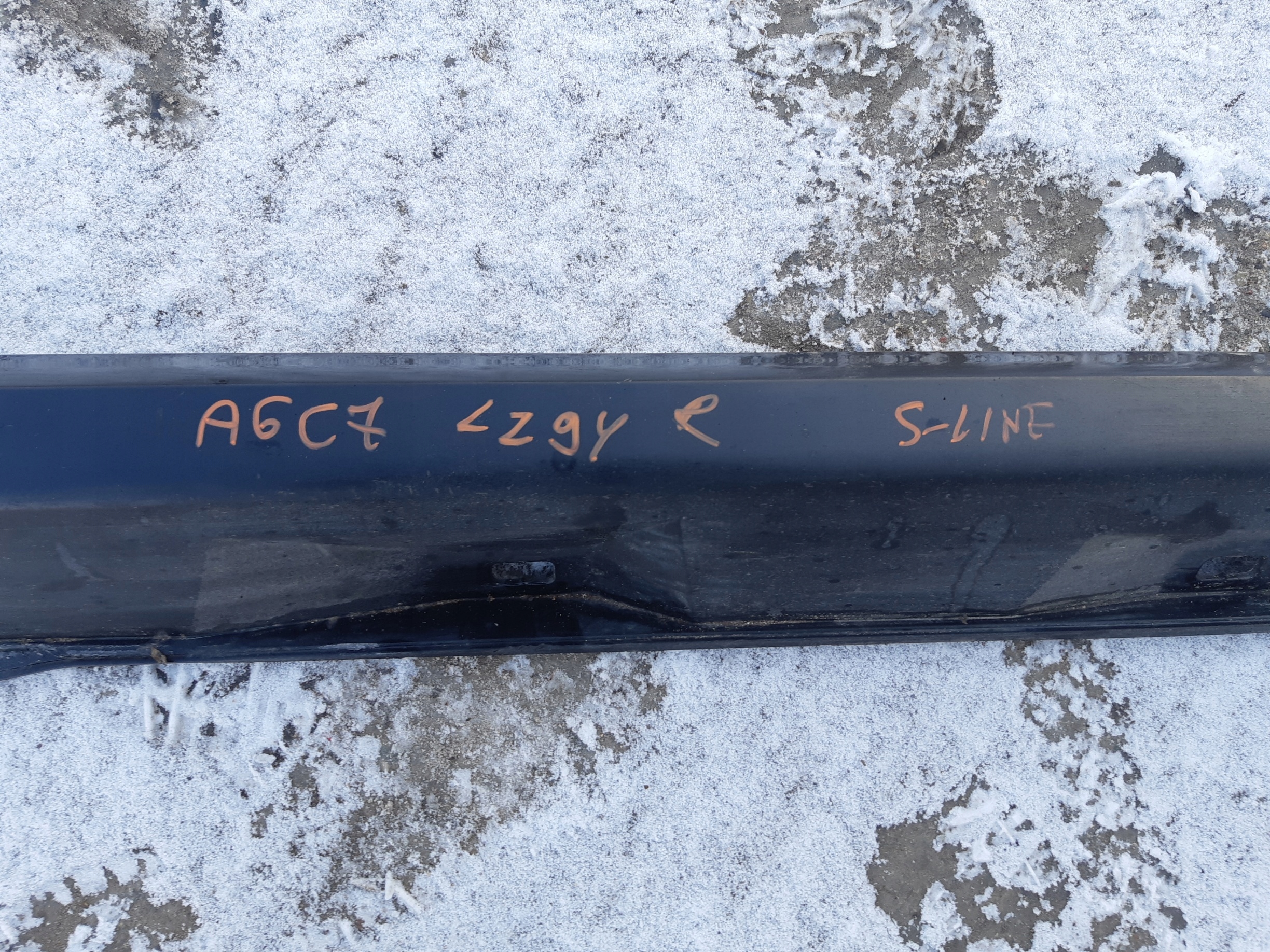 AUDI A6 C7 LZ9Y moulding cap threshold S-LINE right 4G0853856F
