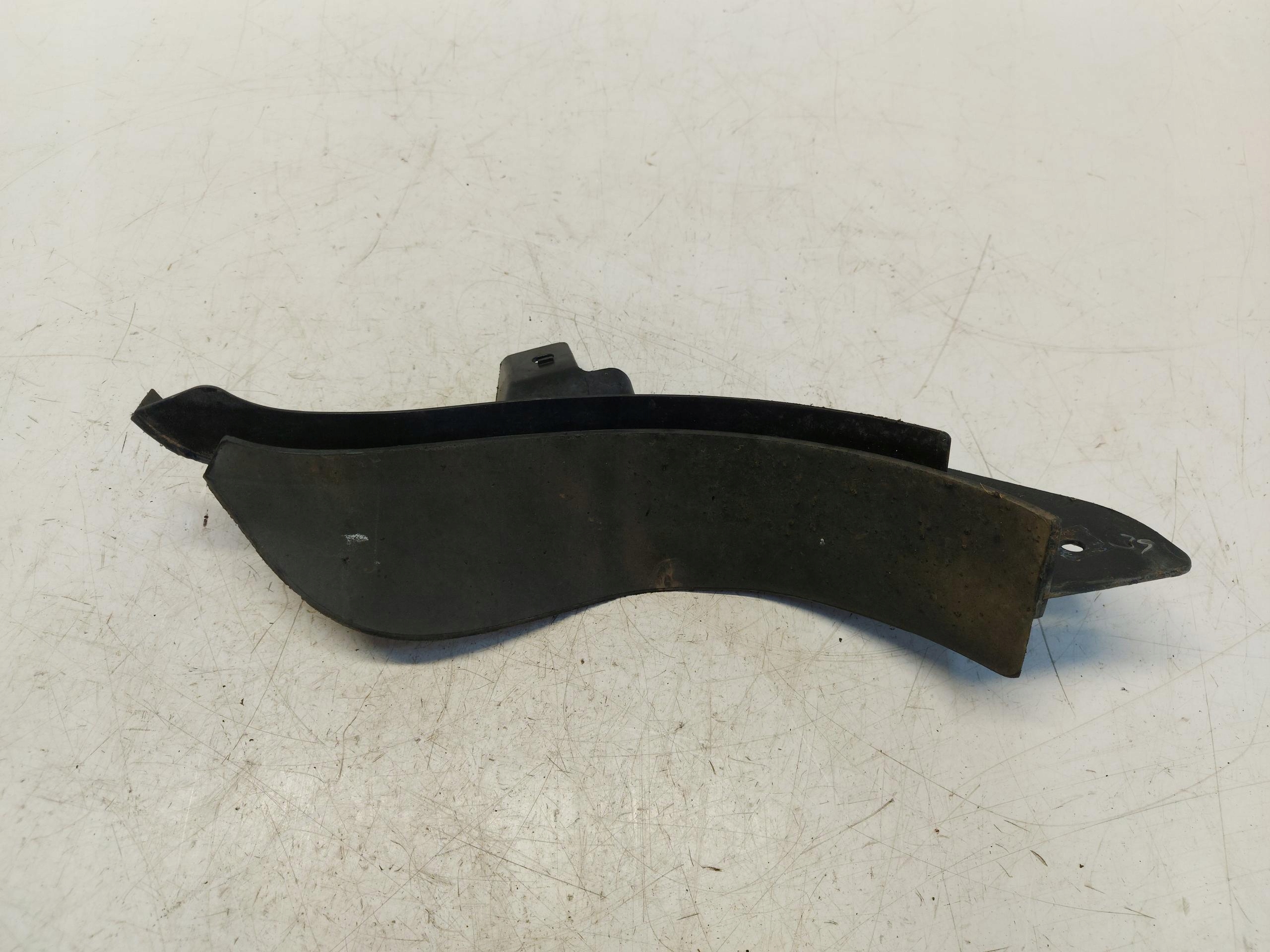 MACAN 95B 2.0 TFSI брызговик левый зад защита