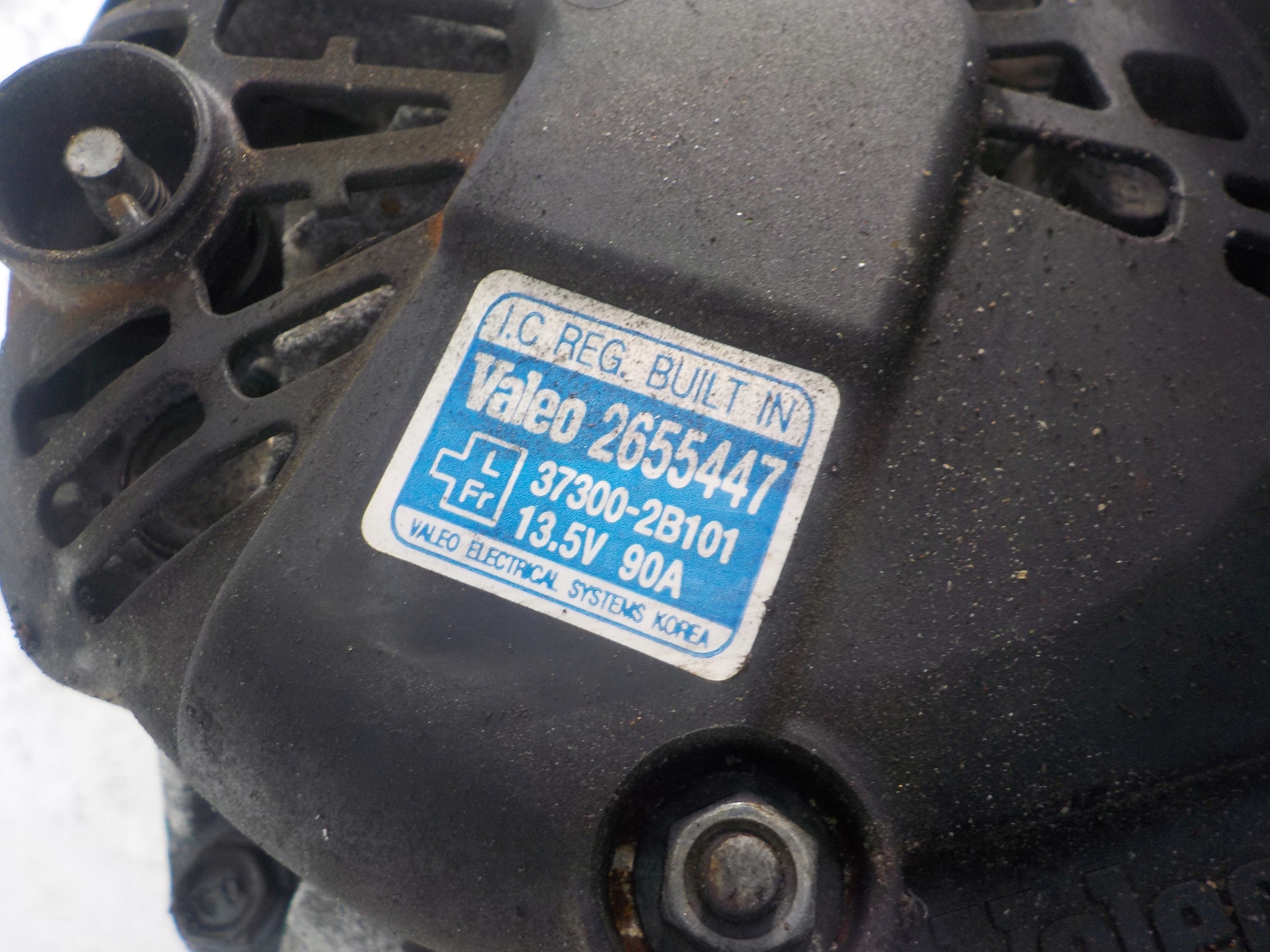 HYUNDAI I30 KIA CEED 1.4 16V B alternator 37300-2B101