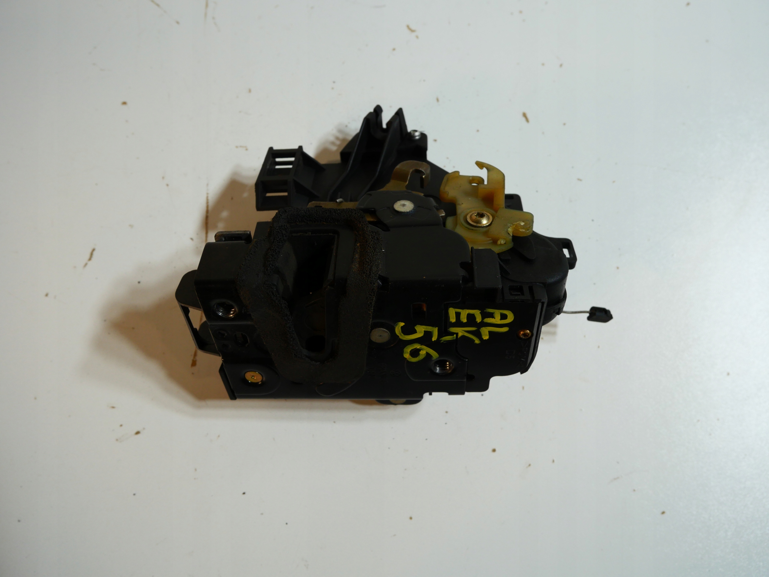 lock door SKODA VW SEAT AUDI 3D1837016BK