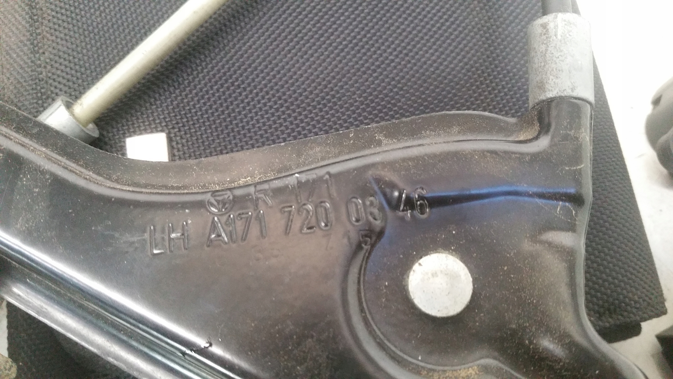 window regulator left front 1717200346 Mercedes W171