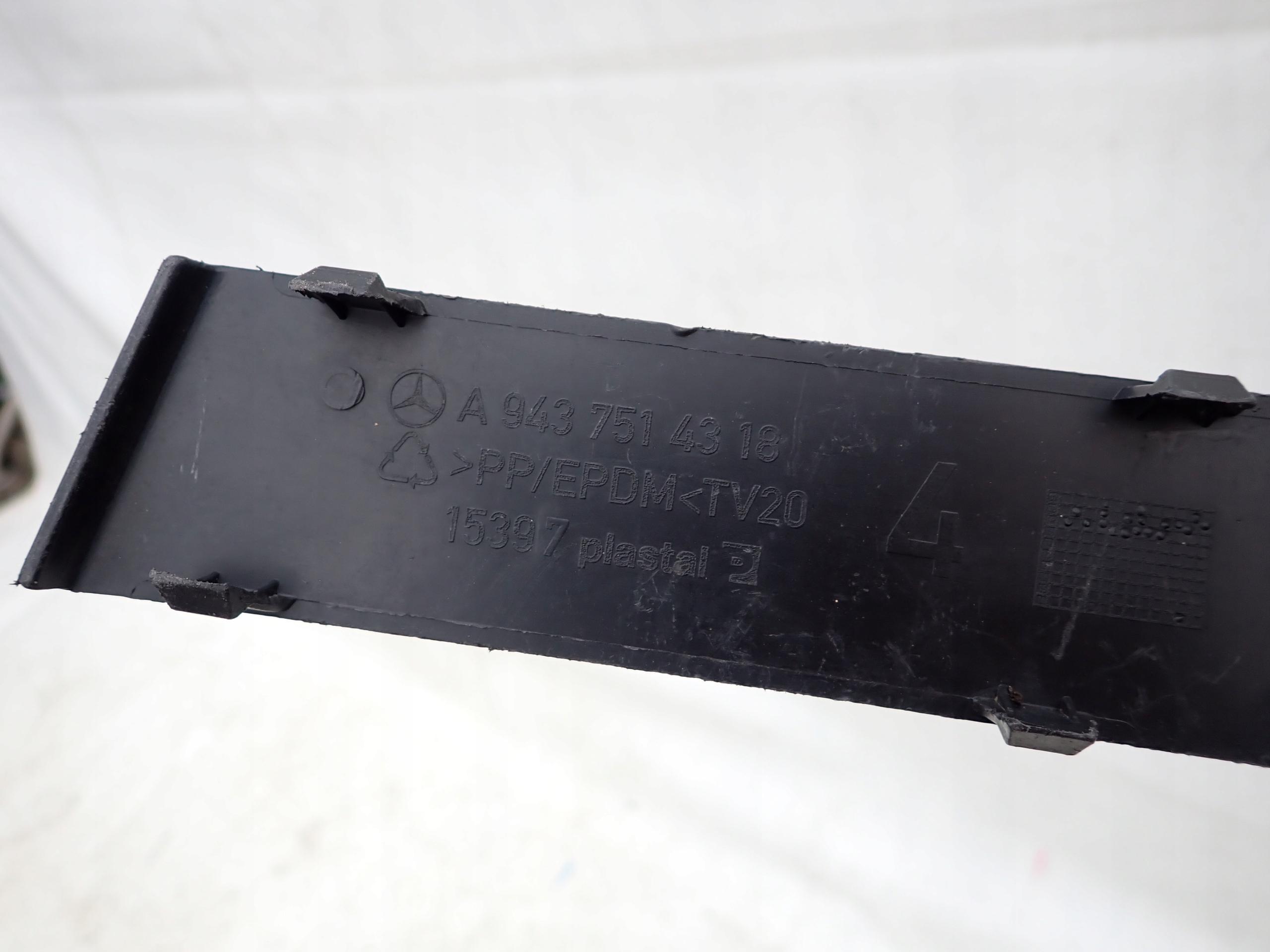 MERCEDES ACTROS MP3 grid right grille front