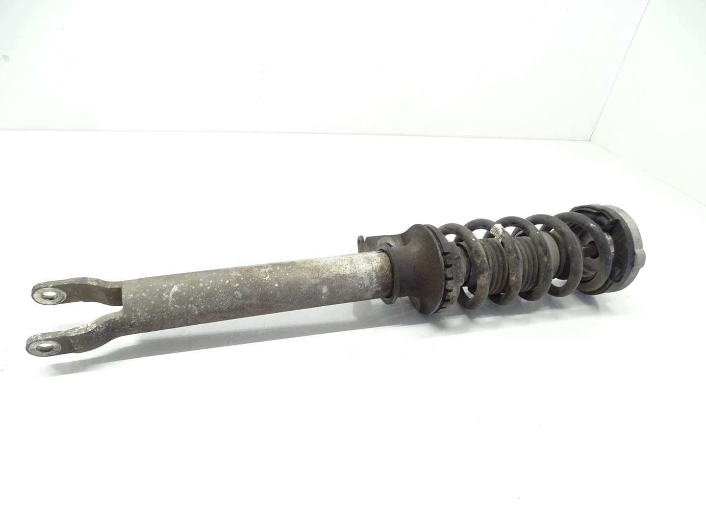 shock absorber right front front BMW F10 M5 M6 2284046