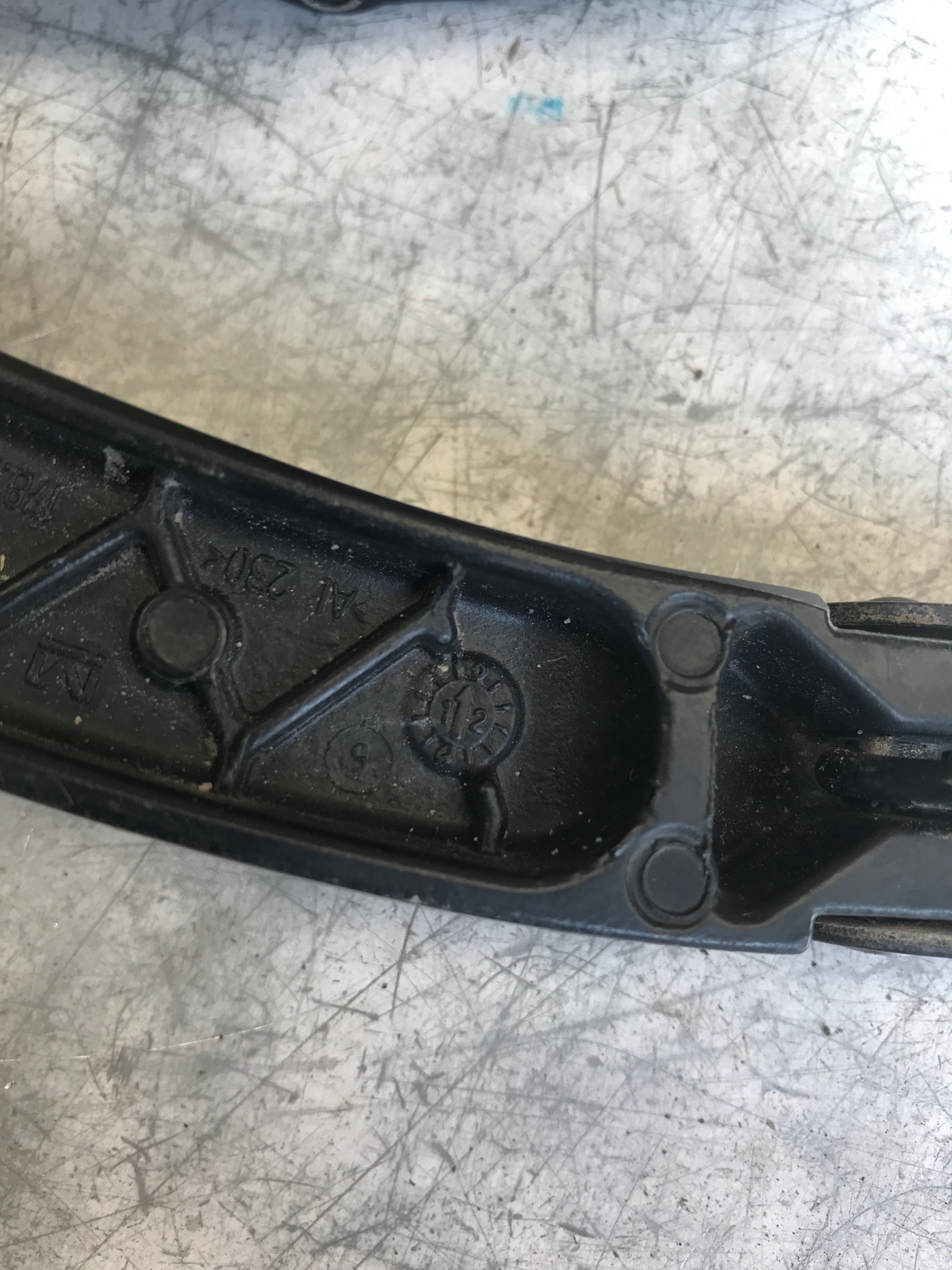 wiper arm front AUDI A5 8T1955408A