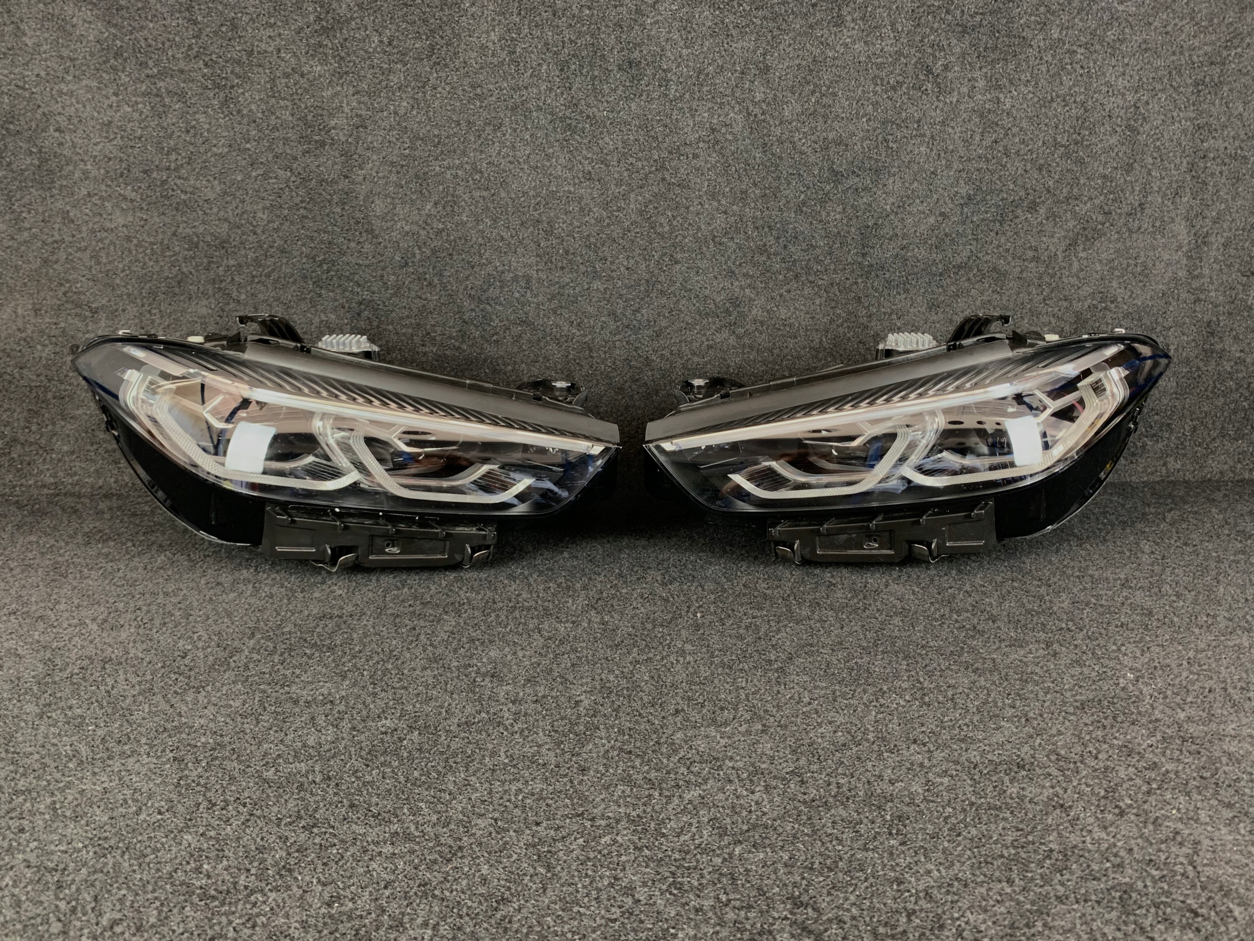 BMW G14 G15 M8 F91 LAMPY PRZEDNIE ADAPTIVE LED