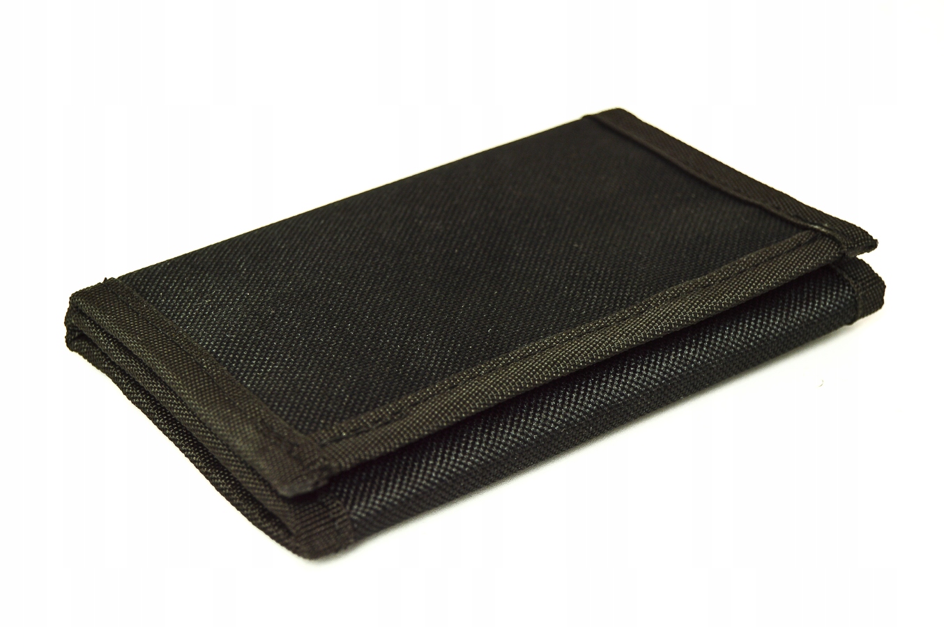 SOLIDNY PORTFEL MĘSKI MATERIAŁOWY SPORTOWY POLSKI Kod producenta 001