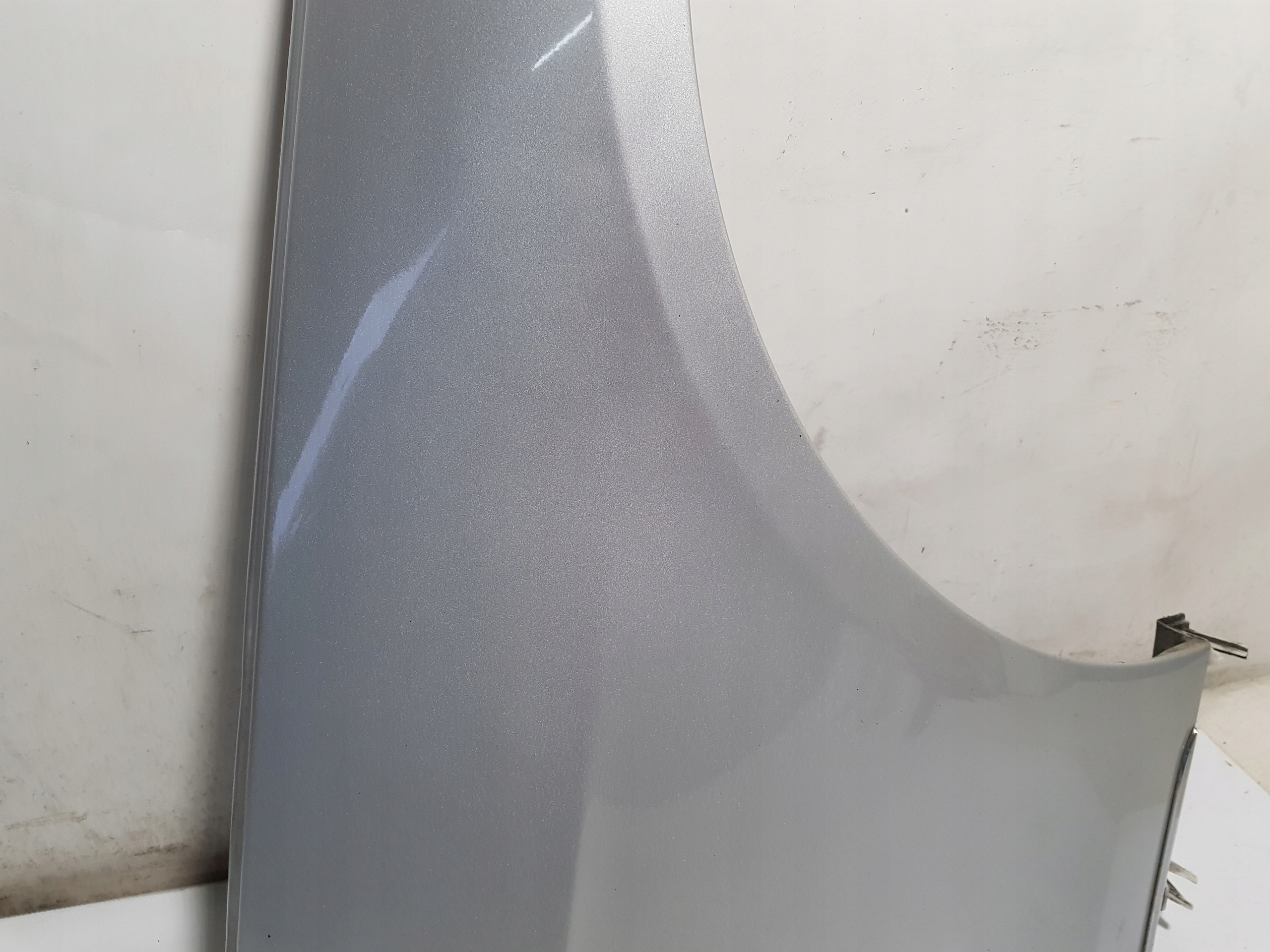 fender right front MERCEDES W212 C775 775