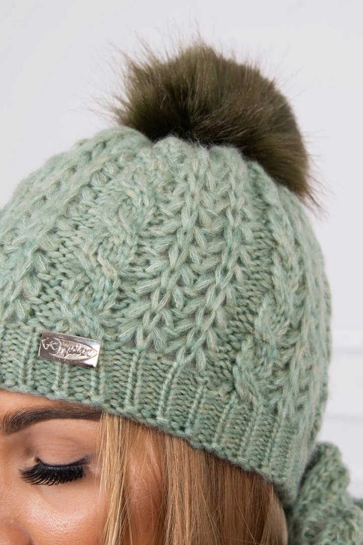 CIEPŁY KOMPLET DAMSKI CZAPKA I SZALIK POMPON khaki Model K199