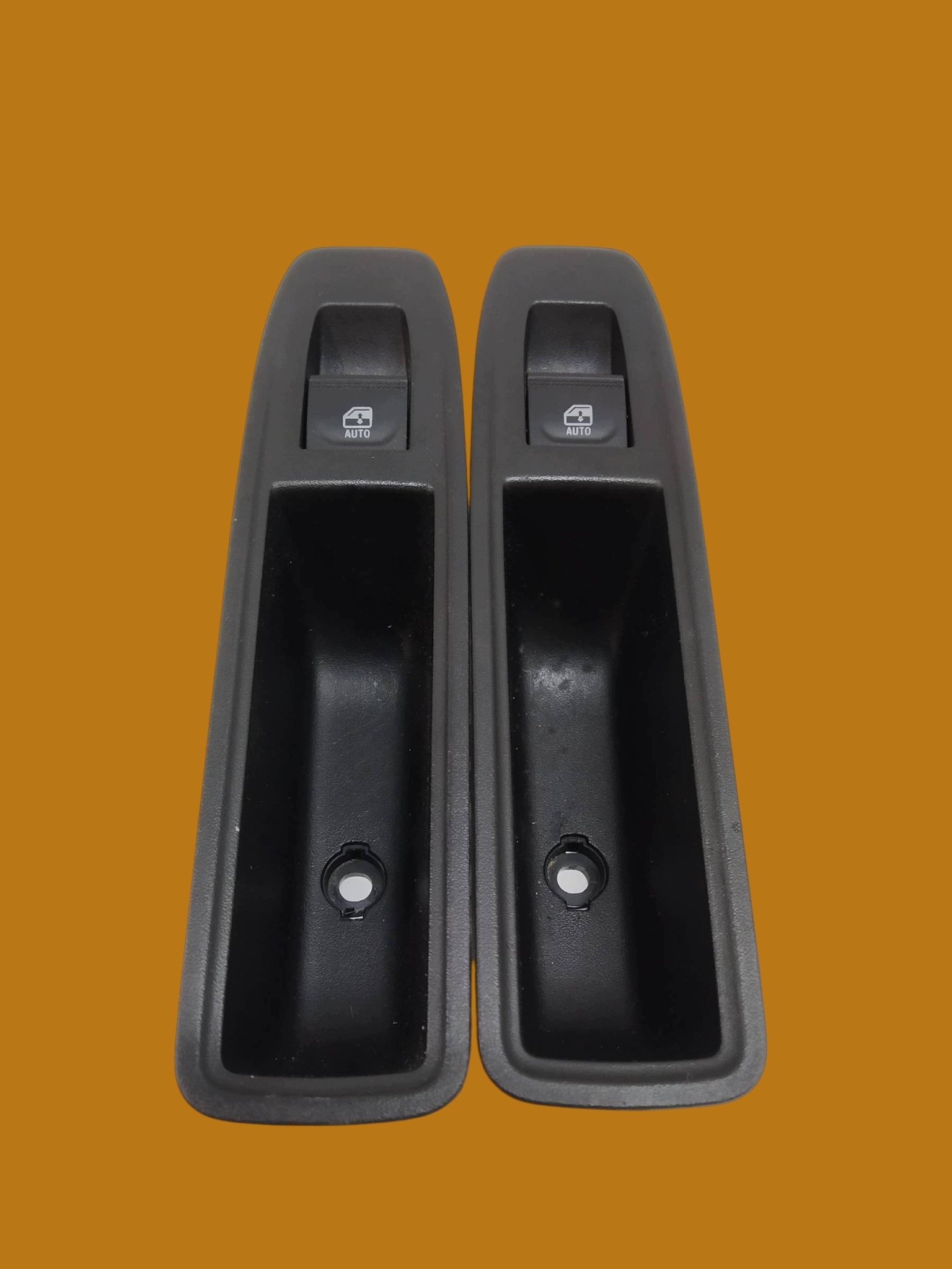window control switch rear part left right 254218388R Renault Captur II (2019-)