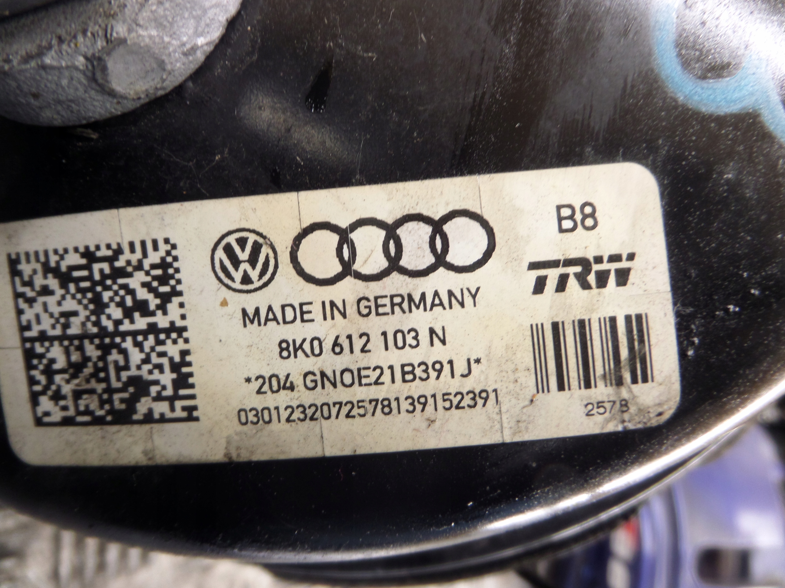 Audi A4 B8 A5 LIFT Servo Bremse 8K0612103N