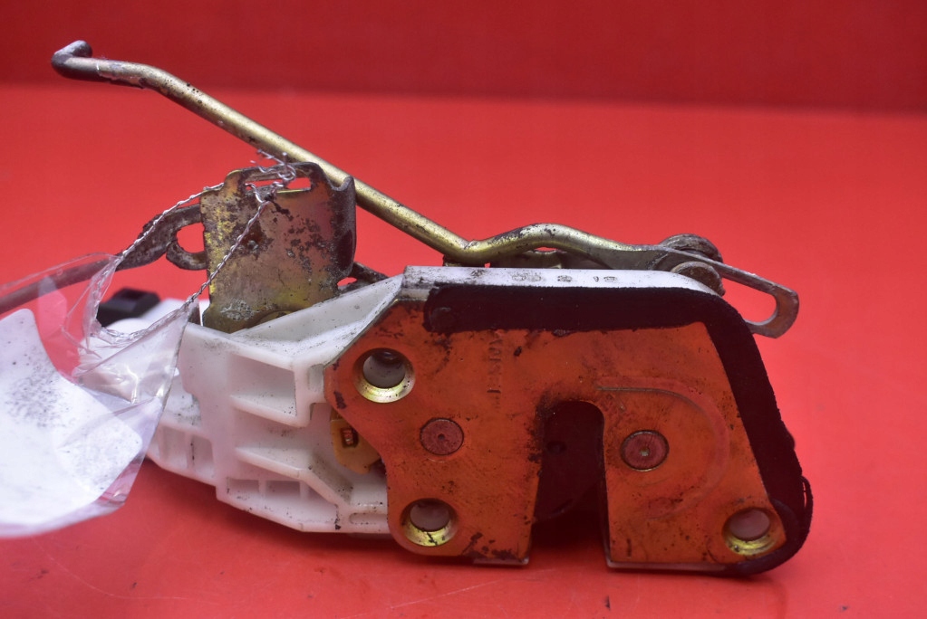 lock door left front front EU MITSUBISHI OUTLANDER 1 and 01-08