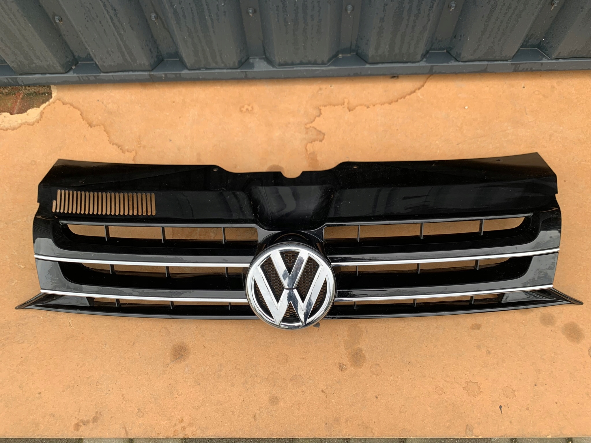 VW Transporter T5 Kühlergrill FRONTGRILL Kühlergitter 7E5853651DV - Thumbnail 1