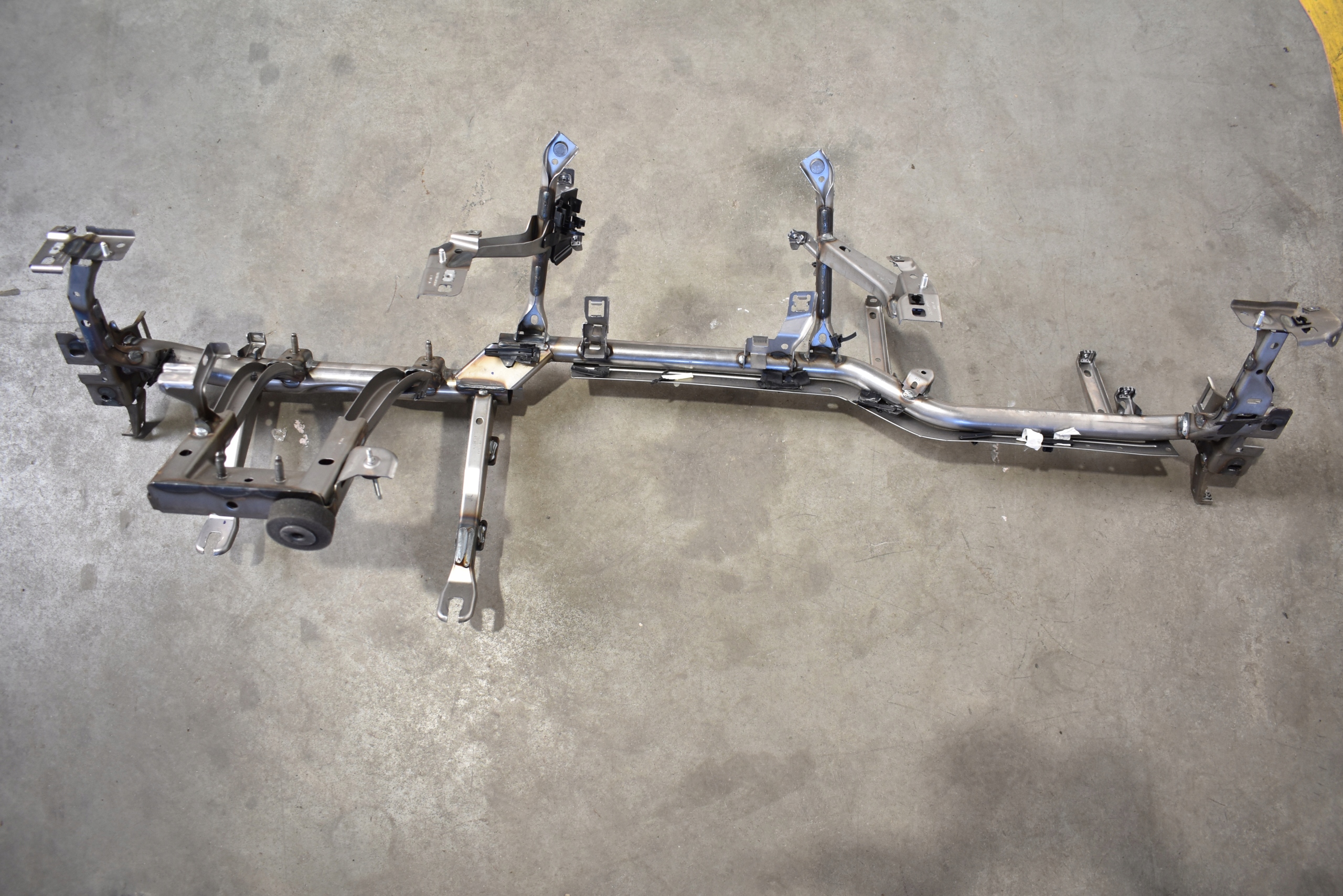 IDEALNY Support Console HEADUP BMW G20 G21 G22 1