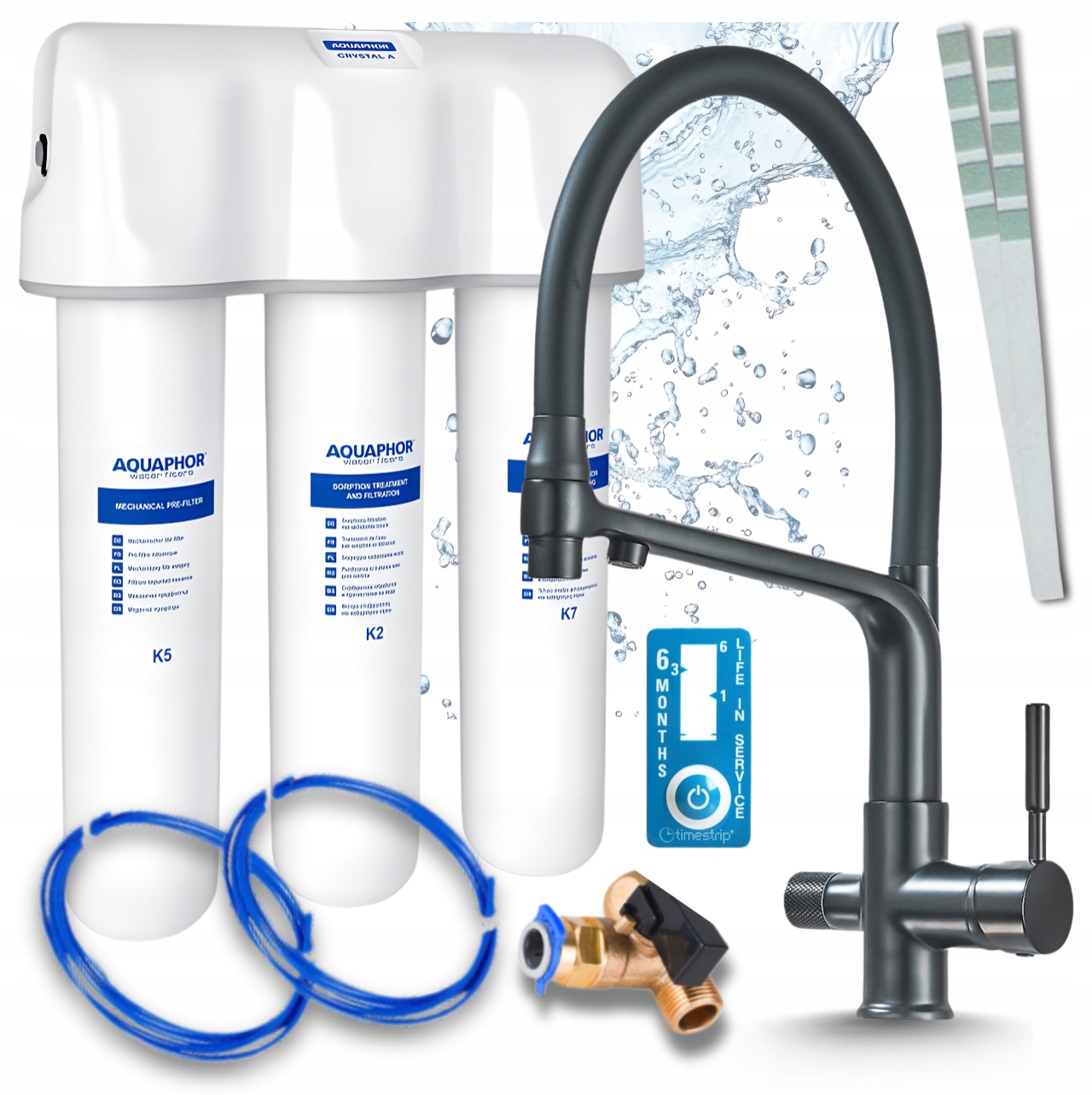 Systém Filtrácie Vody V Dome A Kuchynská Batéria S Flexibilným Čiernym Výtokom