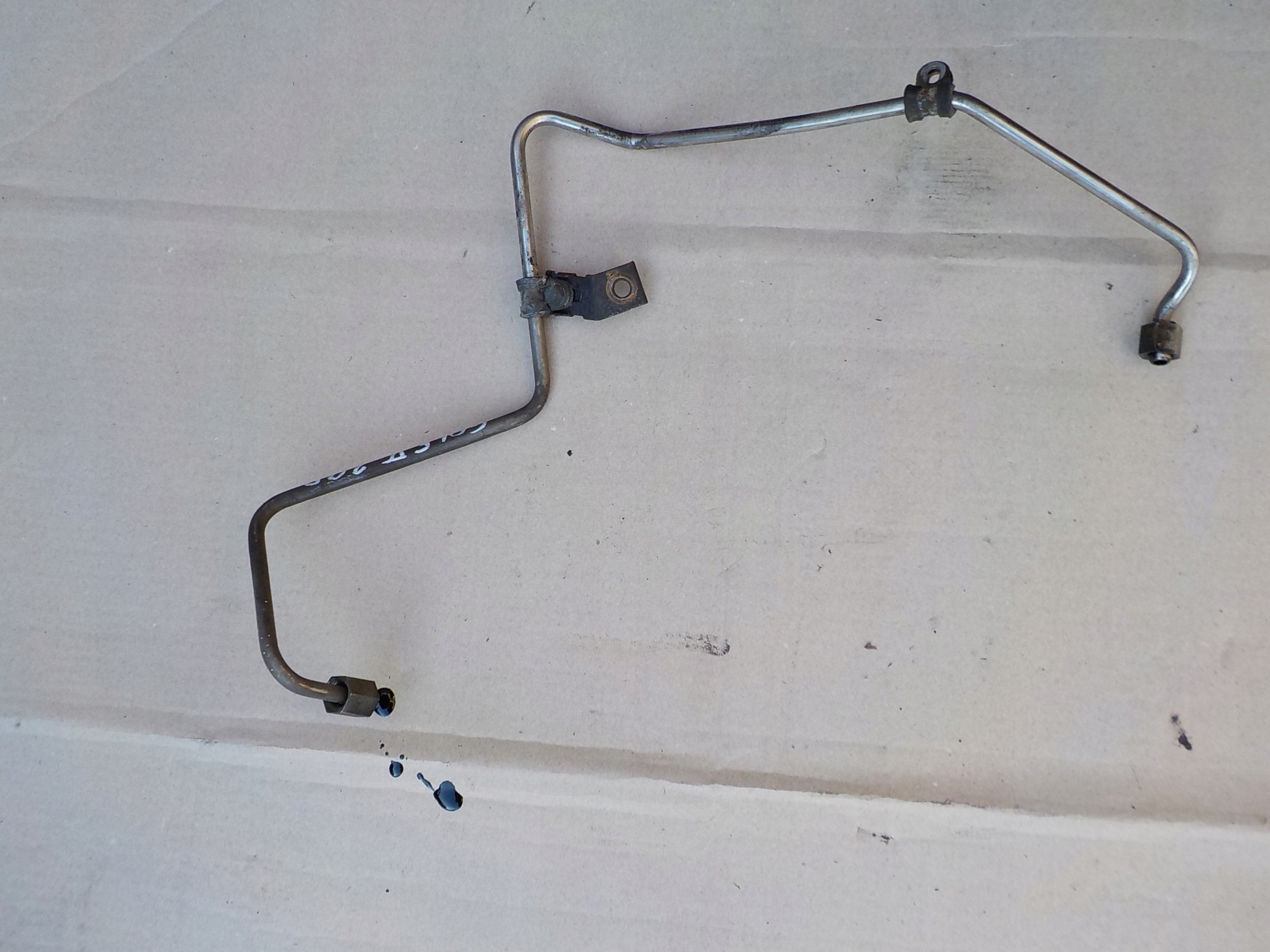 Ölleitung vw golf V 2,0 tdi 038145771AE