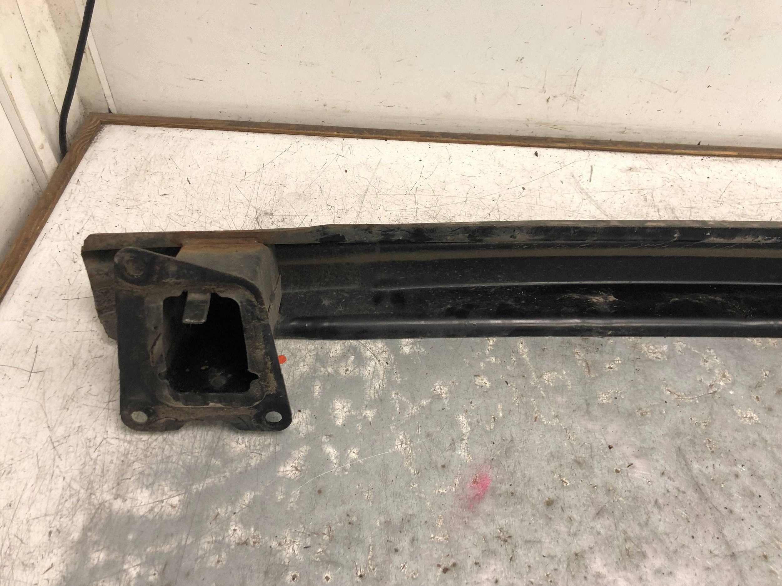 Stoßstangenträger heck VW PASSAT B7 KOMBI 3AA807558