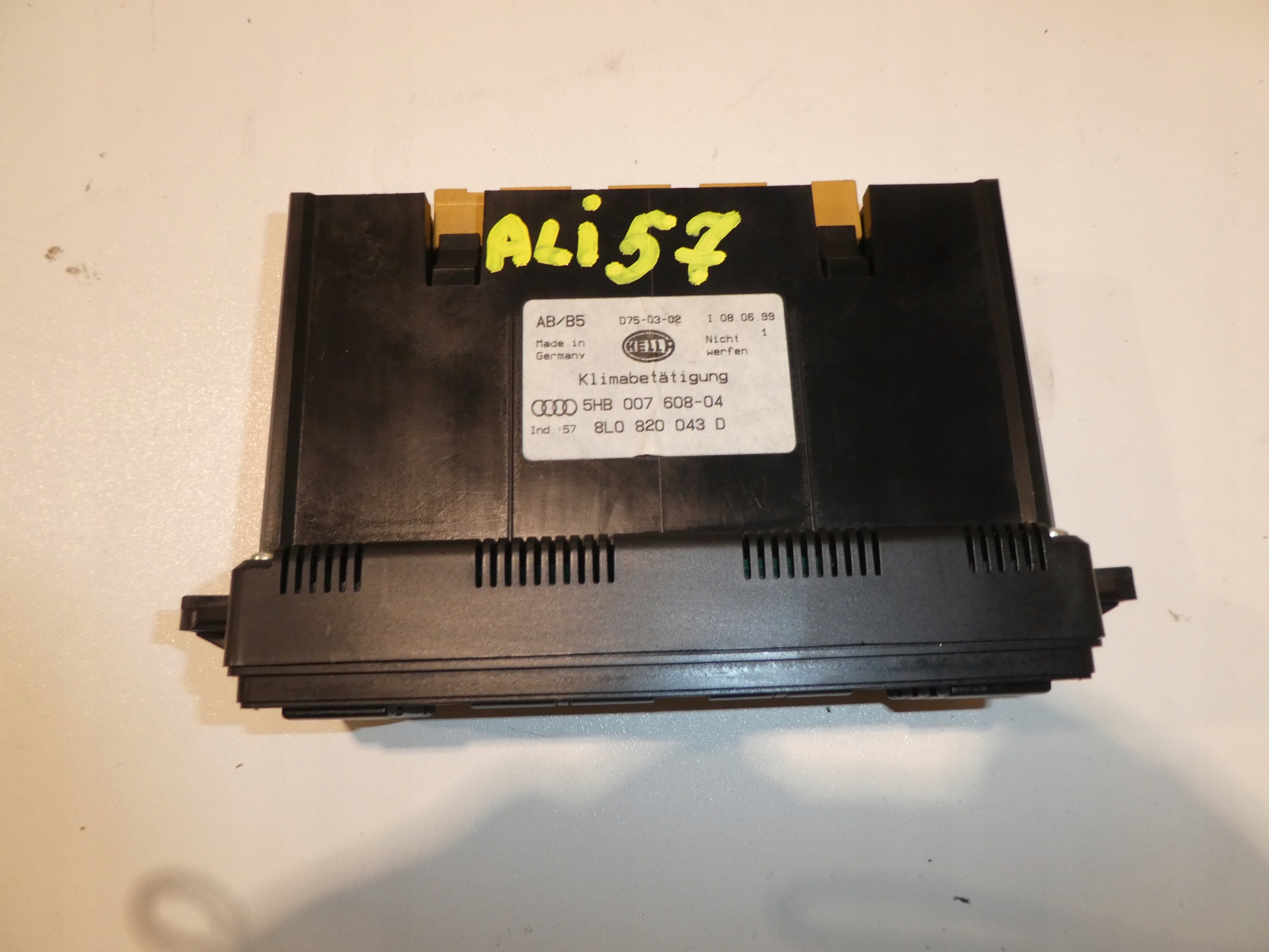 PANEL klími klimatizaci AUDI A3 8L 8L0820043D