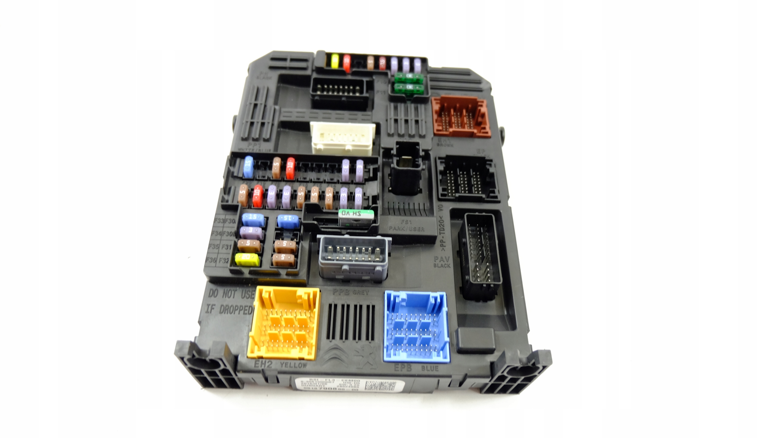 JUMPY III блок предохранителей 9818790880