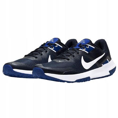 

Nike Varsity Compete Trainer 3 CJ0813-400 r.44