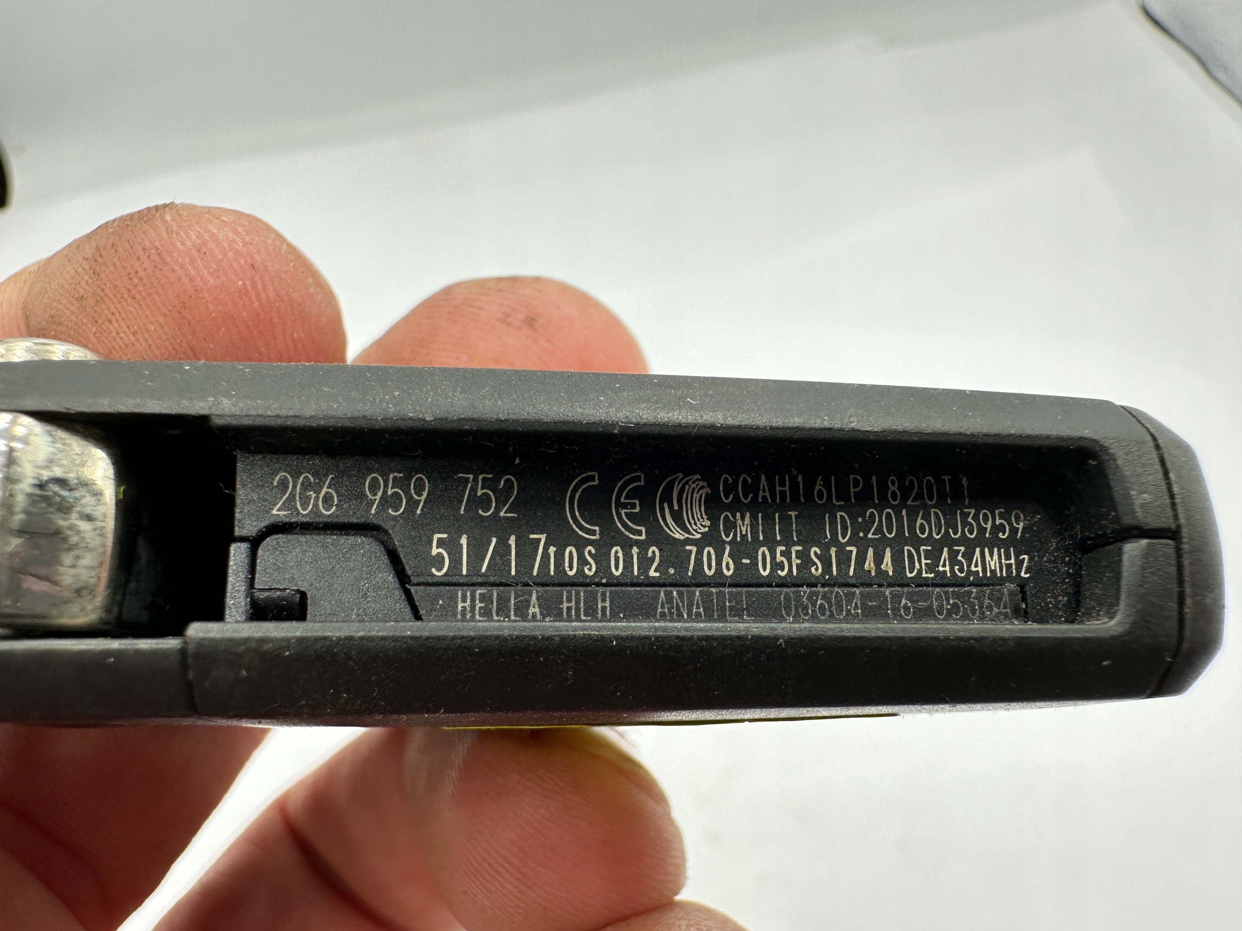 KLUCZ KLUCZYK PILOT VW POLO 2G 2G6959752AF Wersja Europejska