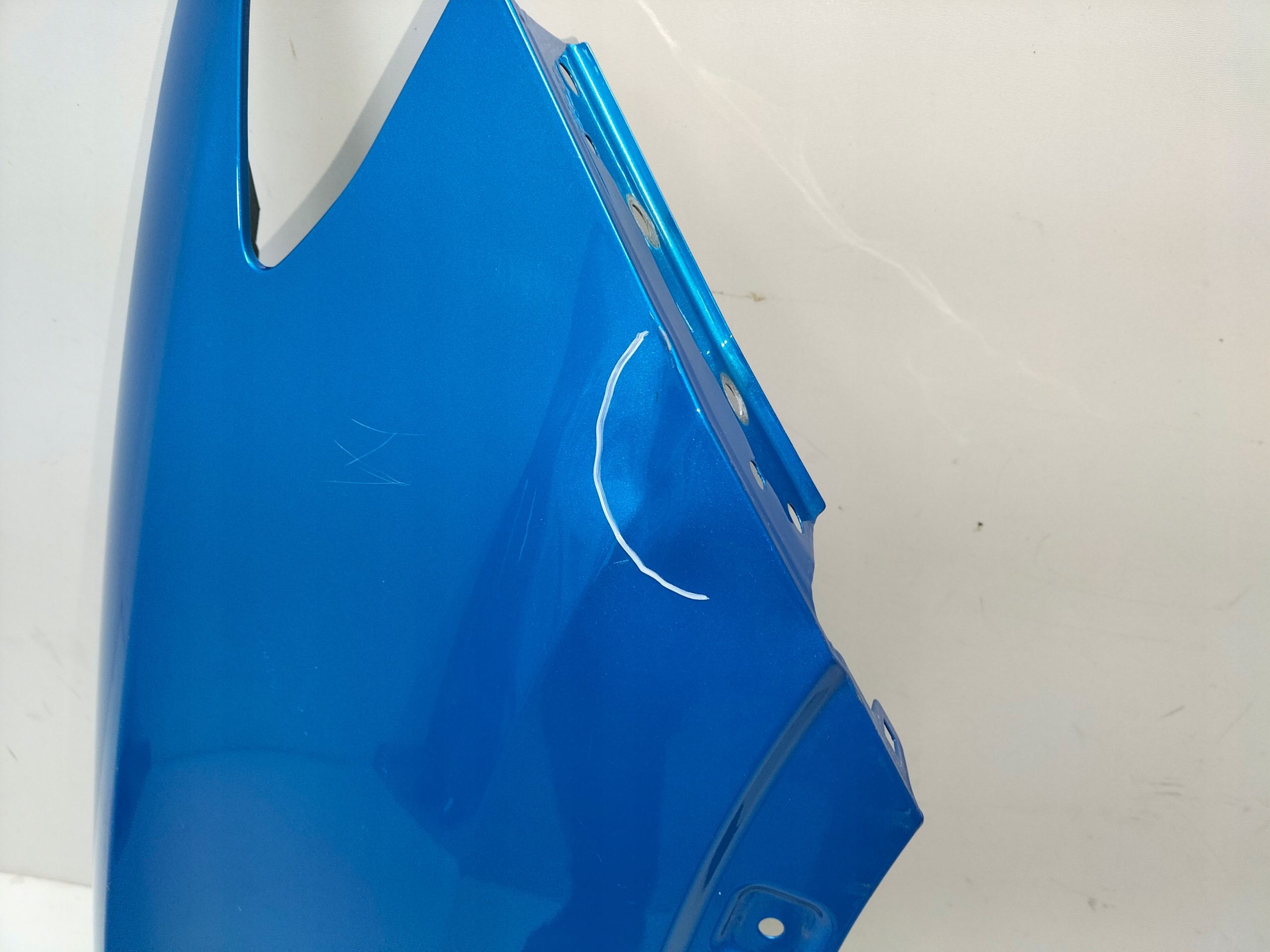 fender front front right MG ZS 17