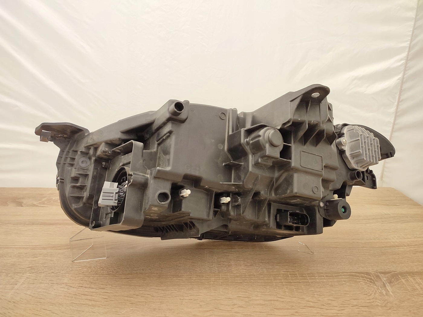 VOLVO XC90 MID LED 2019- LIFTING PRAWY USA Rodzaj świateł mijania LED