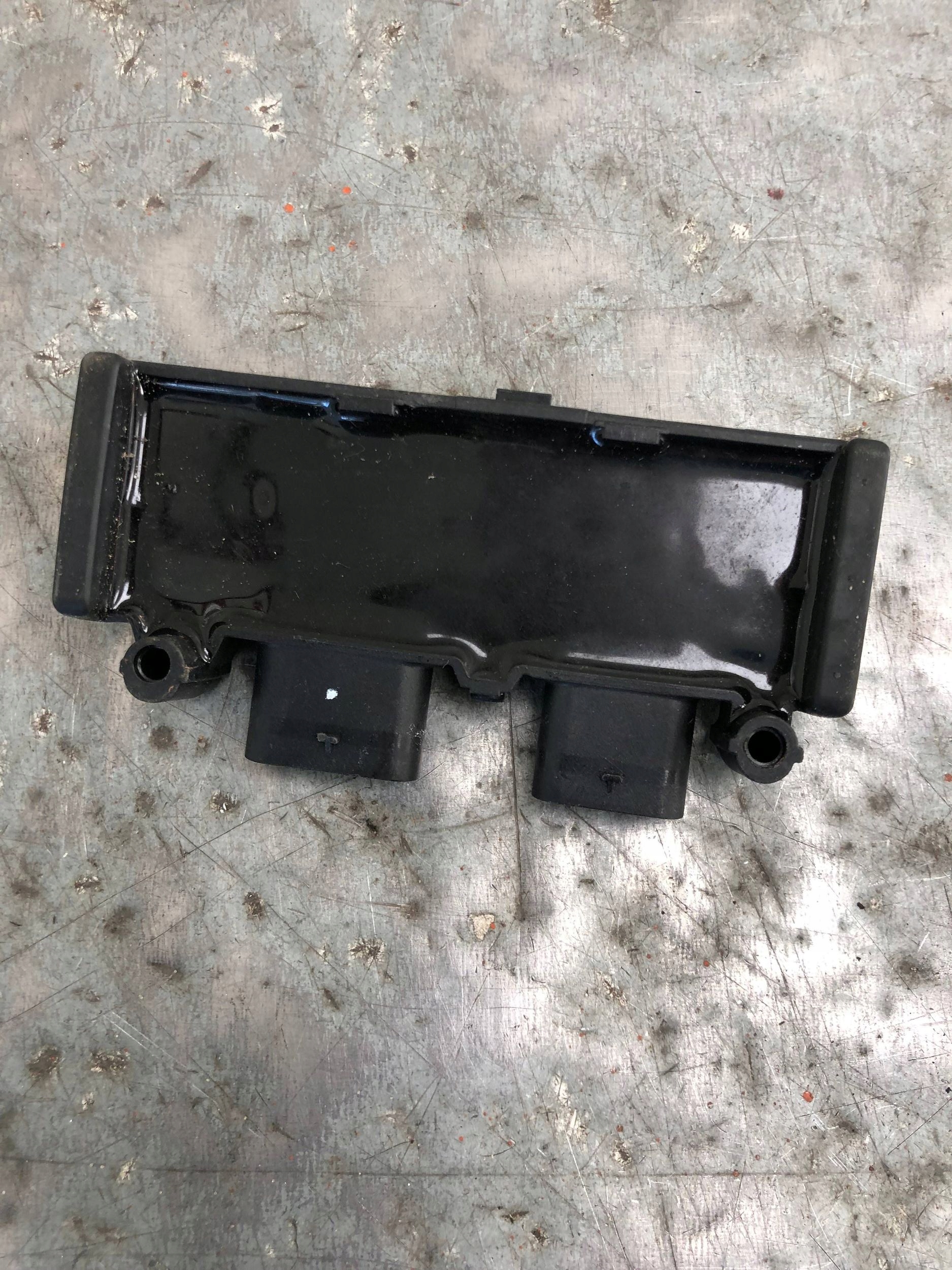 Module Capteur pour l’ouverture du capot VW AUDI 3AA962243D