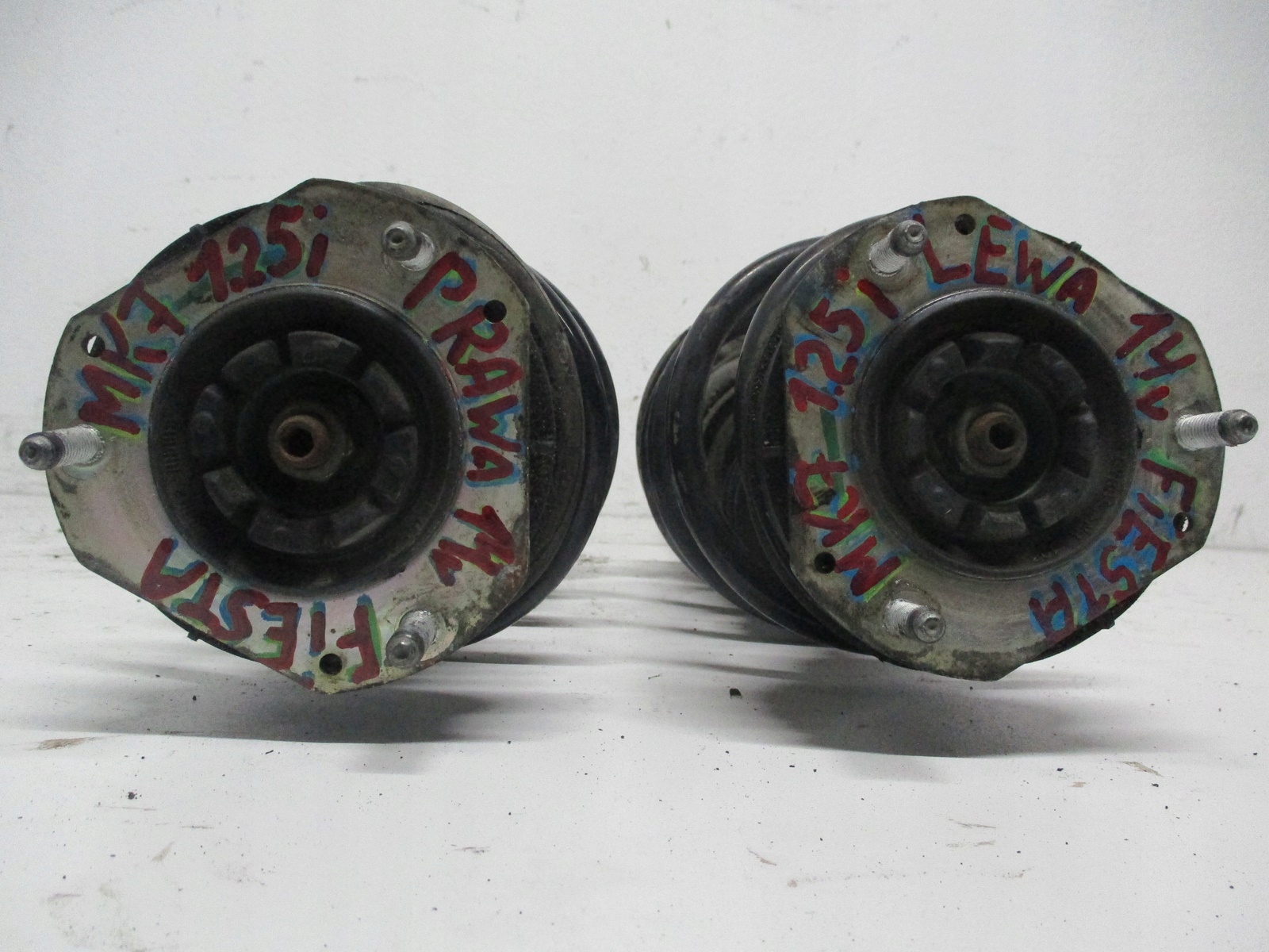AMOR shock absorber right left FORD FIESTA MK7 1,2i 14R
