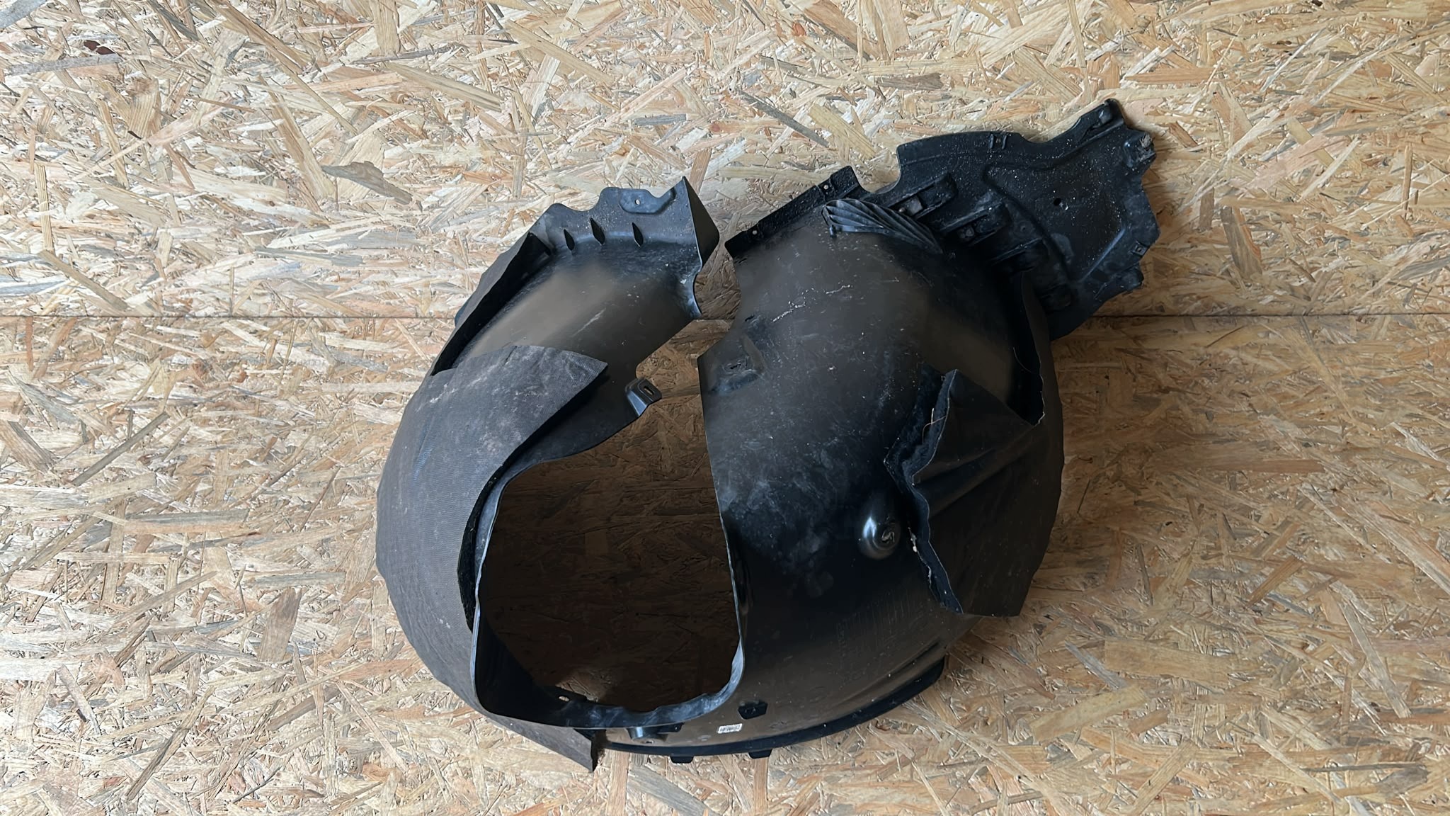 mudguard right right front front SKODA OCTAVIA IV LIFT 25