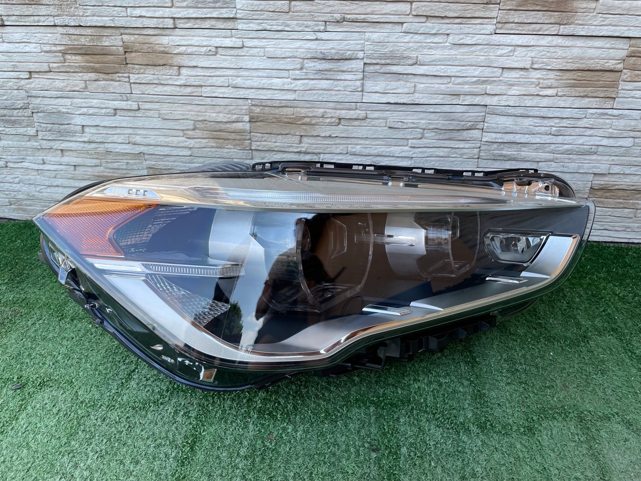 LAMPA PRAWA LED BMW F48 X1 USA SAE NOWA 7495008