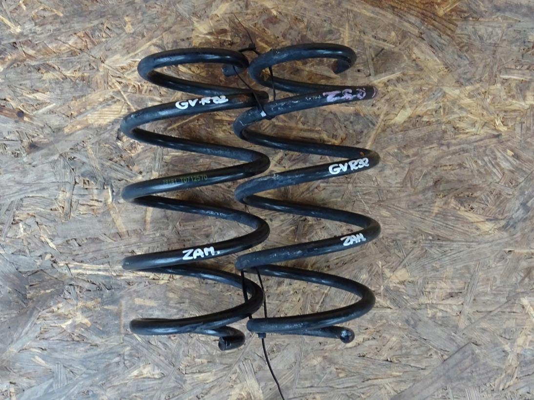 AUDI A3 8P GOLF V R32 3.2 V6 передні пружини комплект