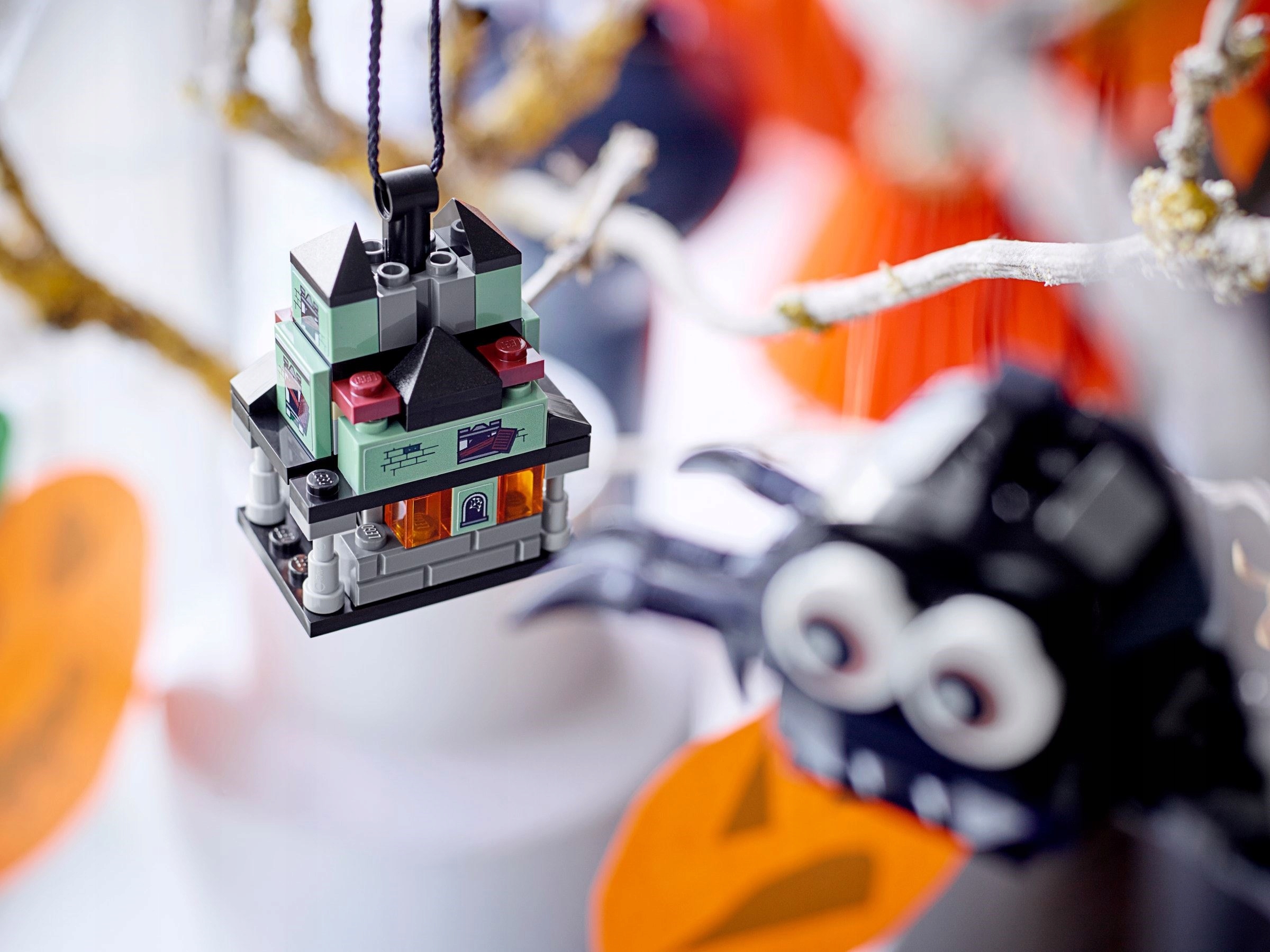 LEGO Classic PAJĄK I NAWIEDZONY DOM 40493 Wiek dziecka 7 lat +