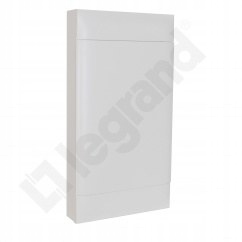 Nástěnný rozvaděč Practibox S 4x18 s bílými dveřmi (72 modulů)