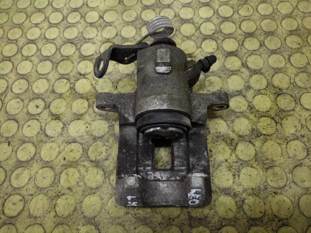 SEAT LEON and caliper brake left rear part