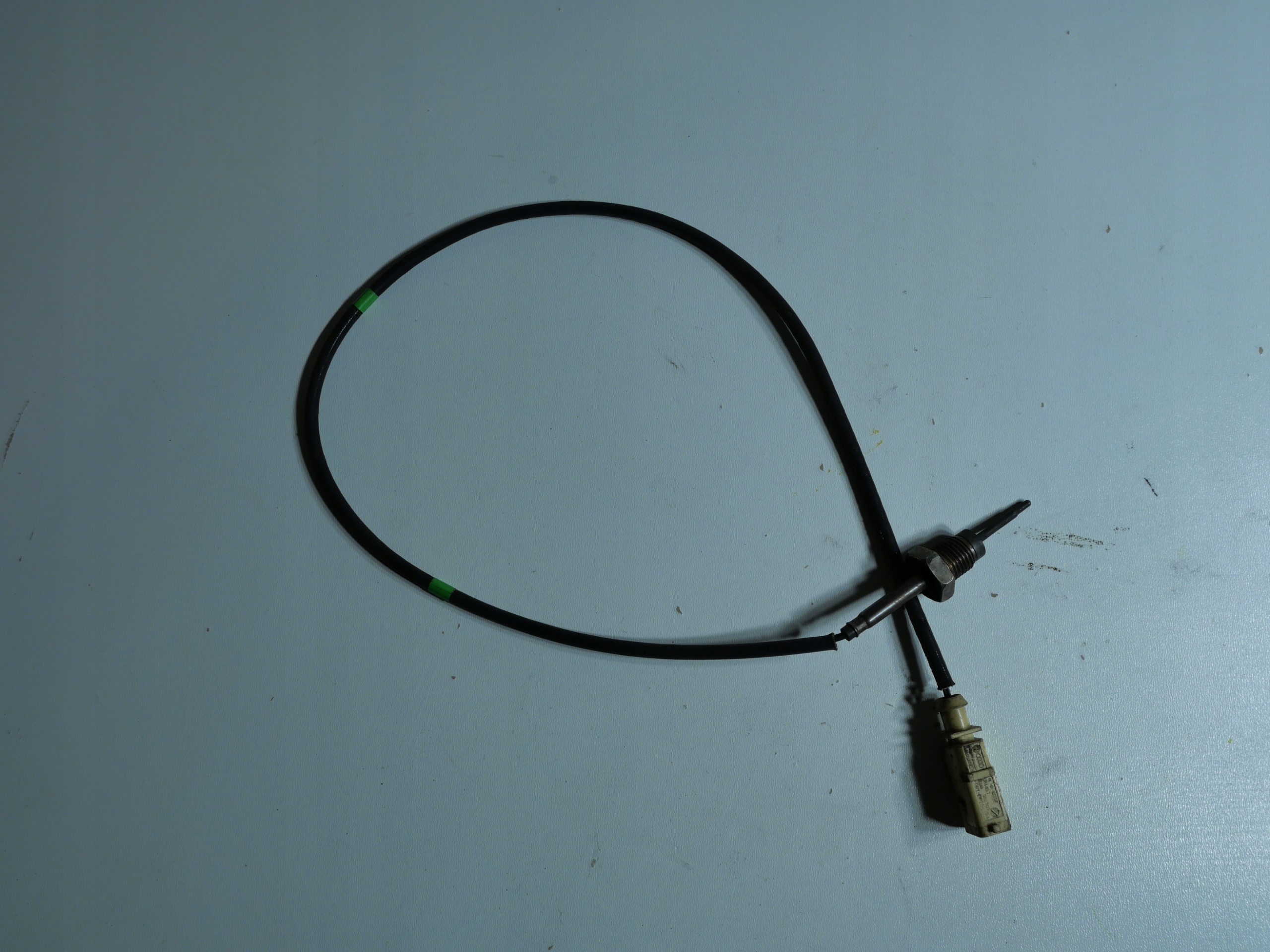 Sensor TEMPERATURY Gase VW SEAT SKODA 04L906088BS
