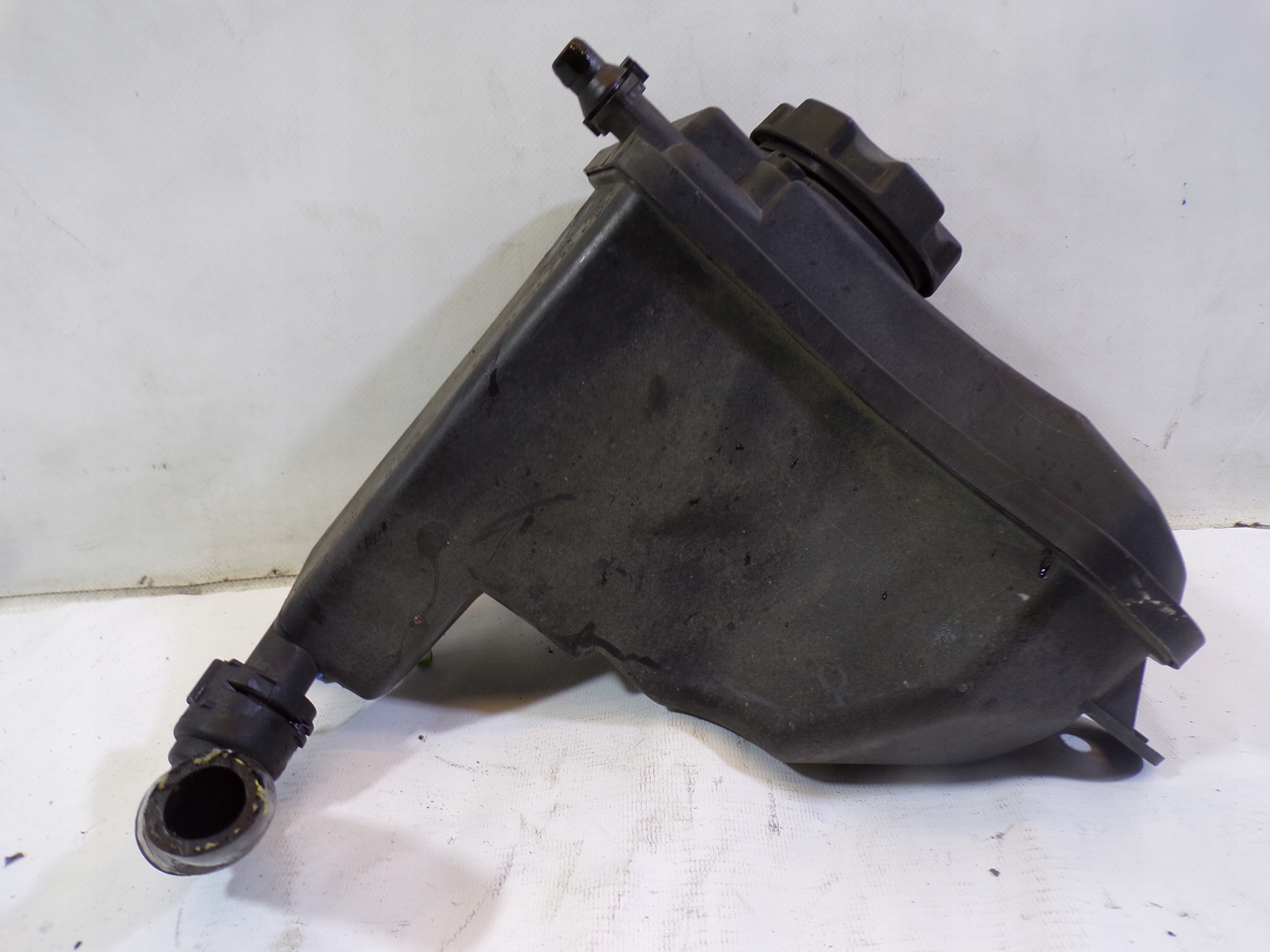 water tank BMW E87 2.0d 780489002